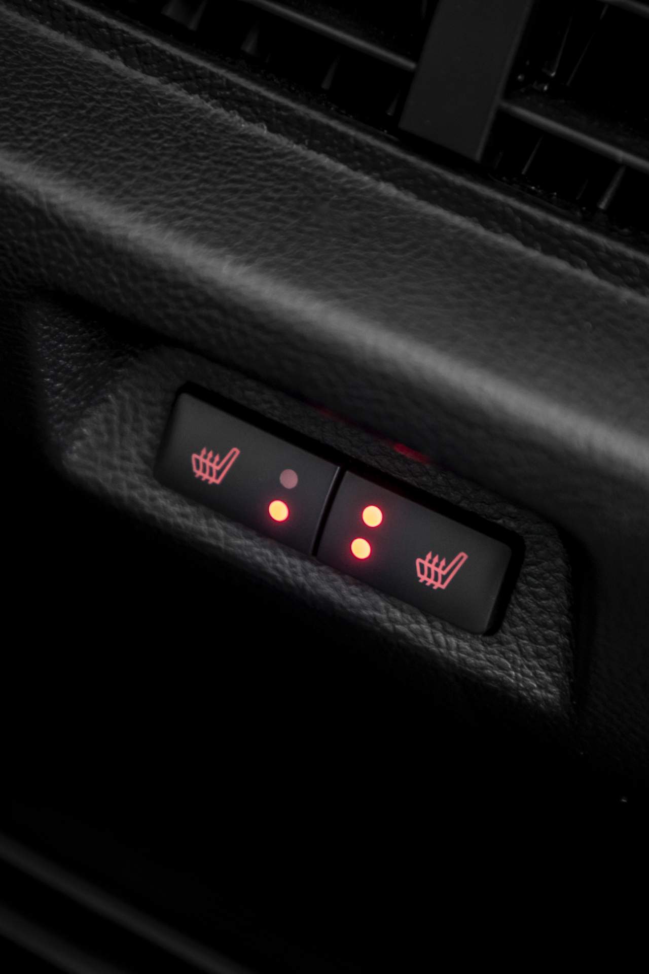 Stylish, Sporty New Ford Edge: More Performance, Comfort and Tec Seven-Seat 2020 Ford Kuga To Replace Slow-Selling Edge In Europe