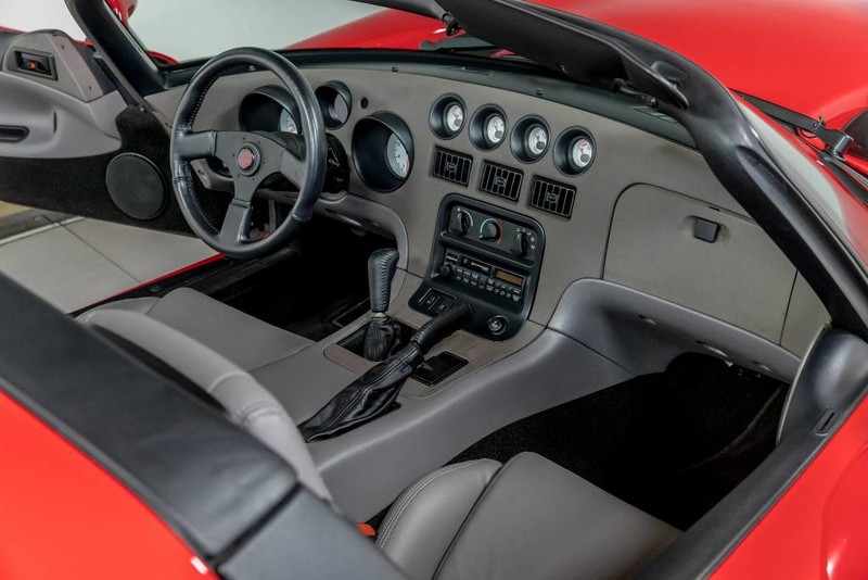 1992 dodge viper low mileage ebay 8 1992 Dodge Viper With 34 Miles Stored As New In Garage For 27 Years!