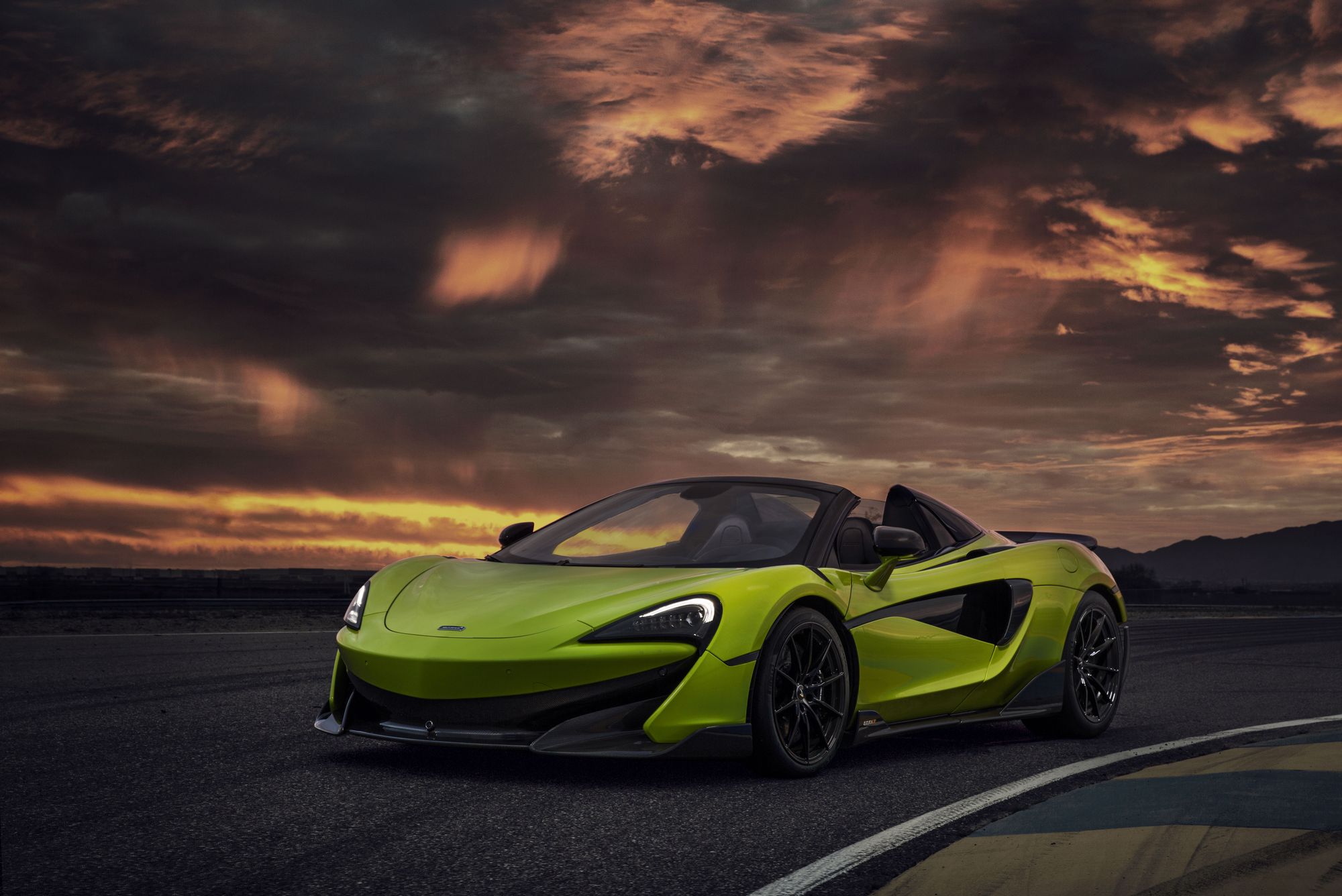 McLaren-600LT-Spider-67 Bask In The Glory Of The Colorful McLaren 600LT Spider