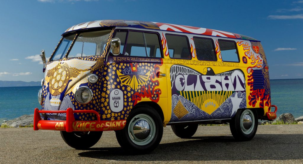  VW Built An Official Replica Of Its Iconic Woodstock ‘Light’ Bus