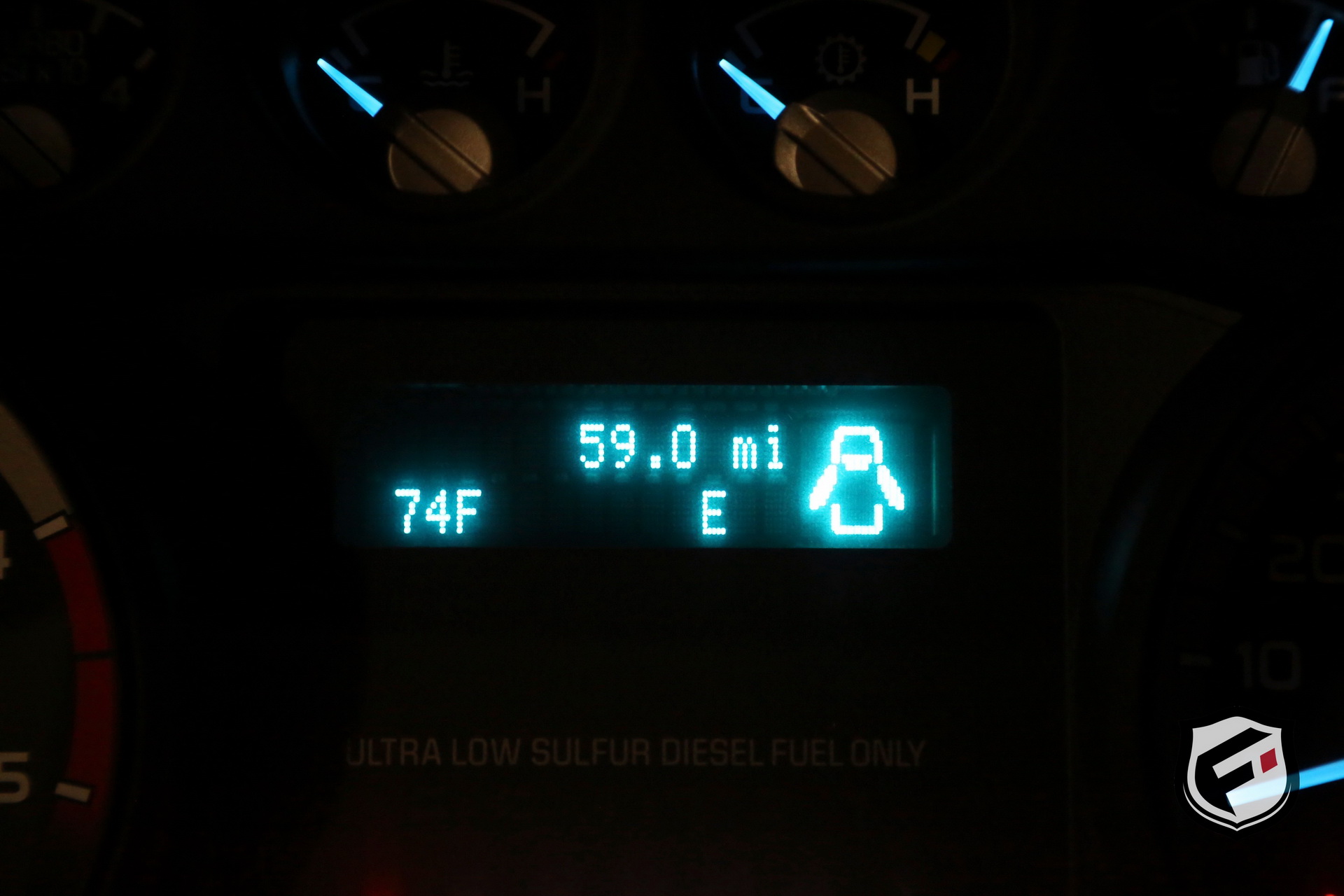 2016 ford f-450 rhino gx ebay 38 Survive The Zombie Apocalypse In Luxury With This $263K Rhino GX