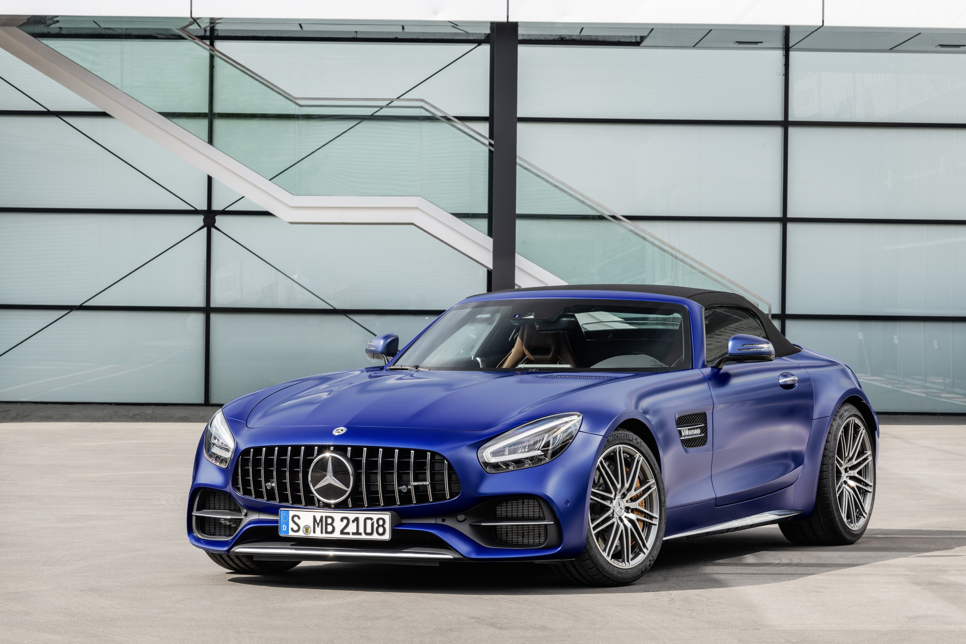 mercedes-amg gt facelift uk pricing 36 Updated Mercedes-AMG GT Coupe Priced From £104,130, Roadster Starts At £115,730