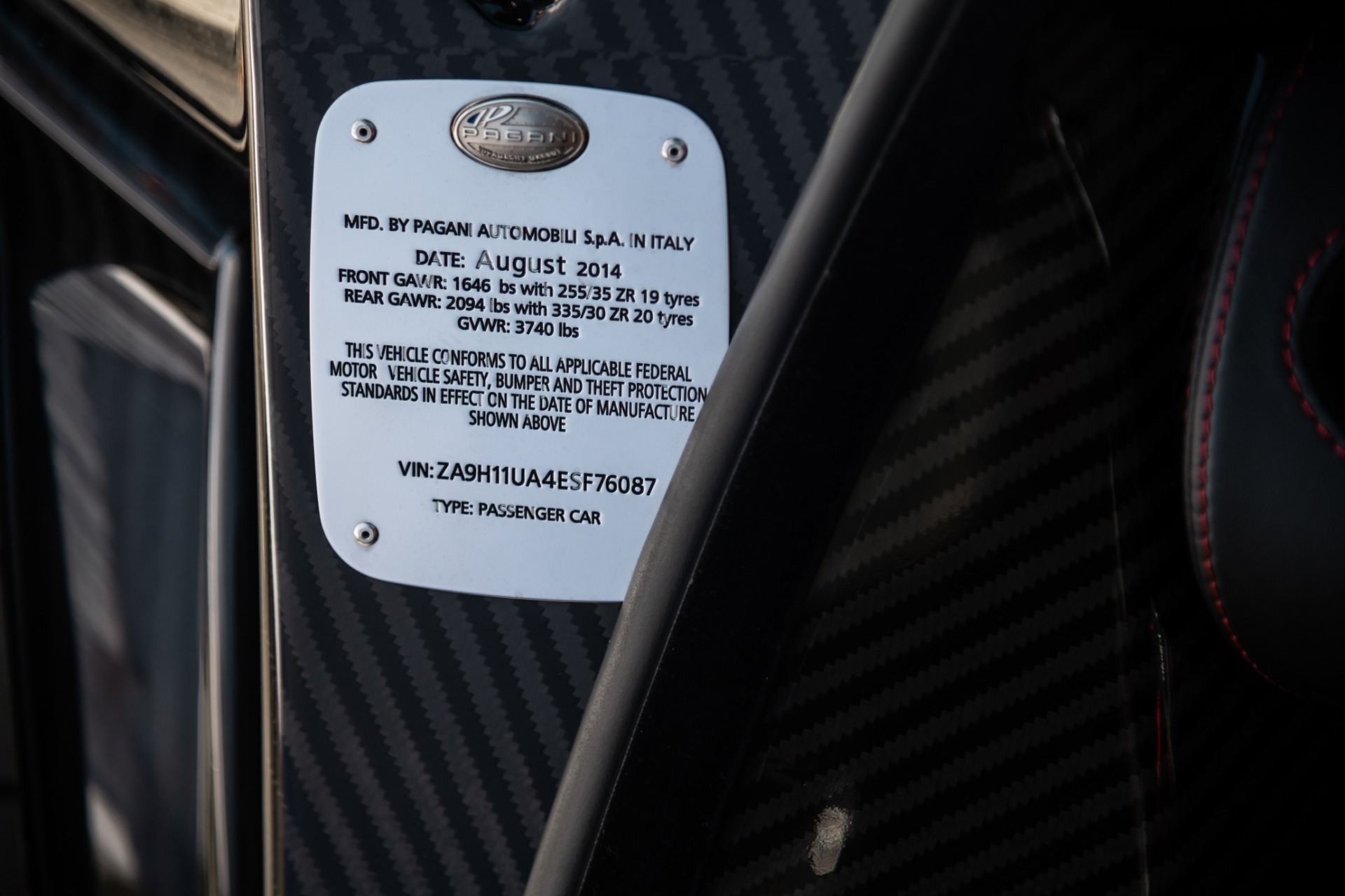 Pagani-Huayra-For-Sale-25 Red Carbon Pagani Huayra Could Be The Perfect Late Valentine’s Gift