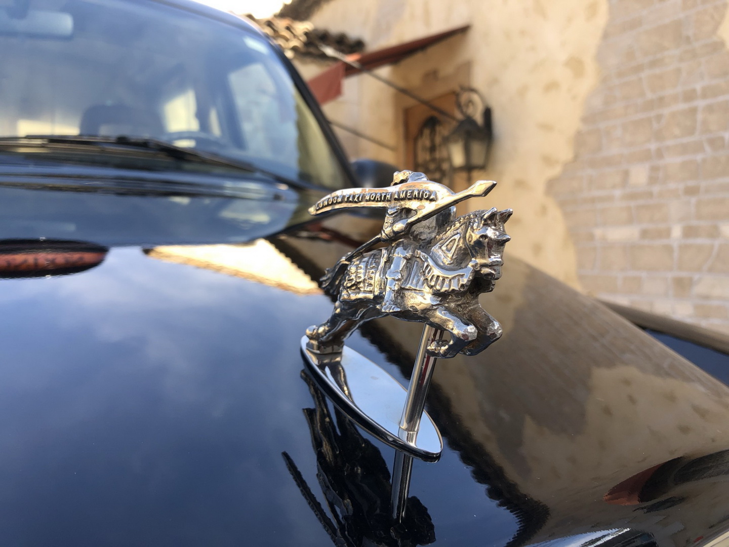 2002 london taxi burberry edition neiman marcus 3 Did You Know Neiman Marcus Offered A London Taxi Burberry Edition In The States?