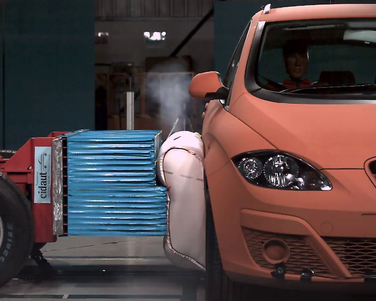 ZF-external-airbags-2 ZF Creates Hi-Tech External Airbags To Make New Cars Even Safer