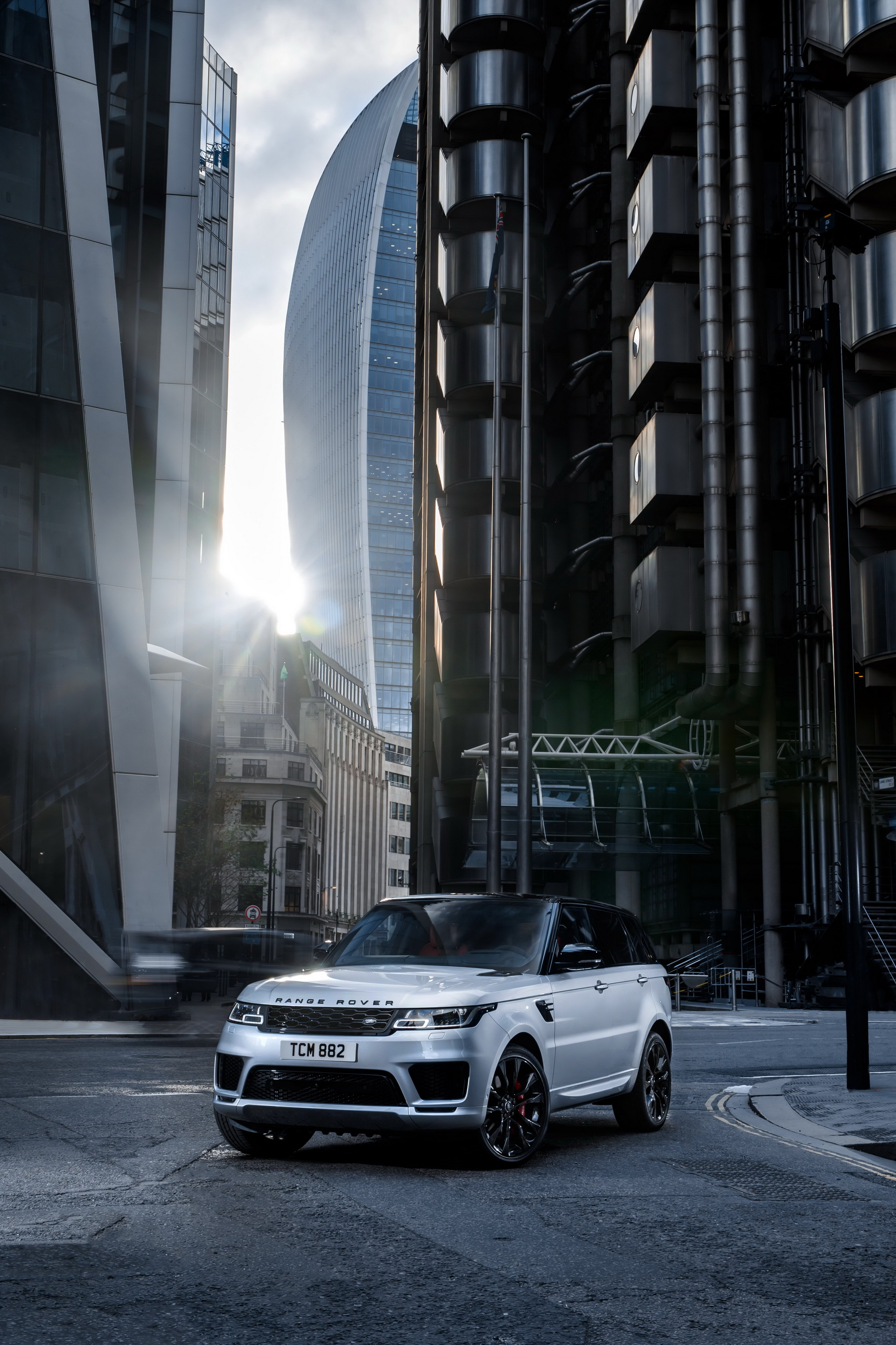 2019 Range Rover Sport HST 47 New Range Rover Sport HST Has A Straight-Six Mild Hybrid With 395hp