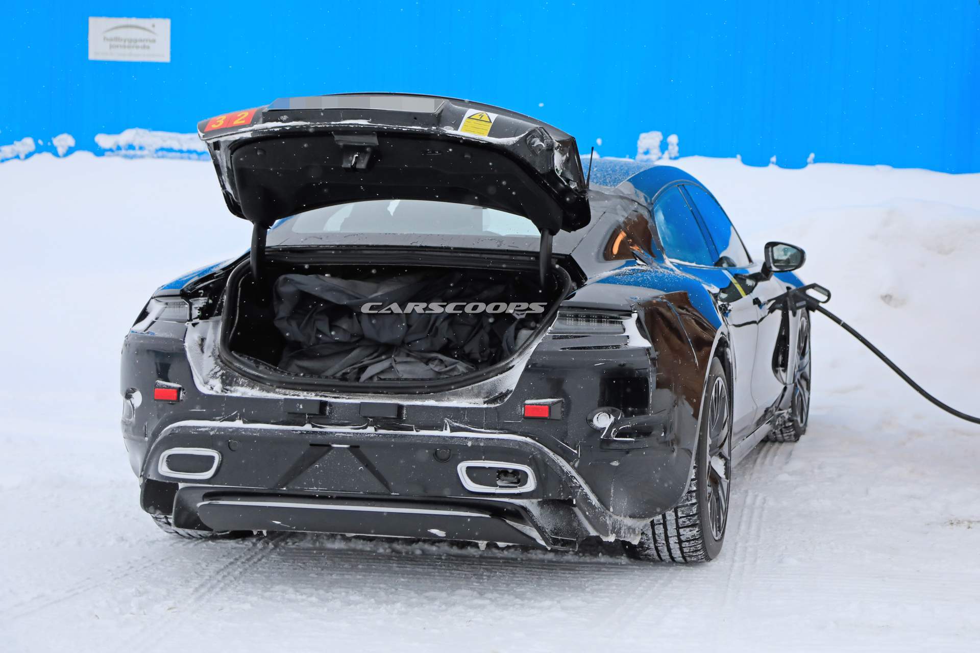 2020 Porsche Taycan spy shots 15 2020 Porsche Taycan Sport Turismo Understeers, Ploughs Into Snow (Updated)