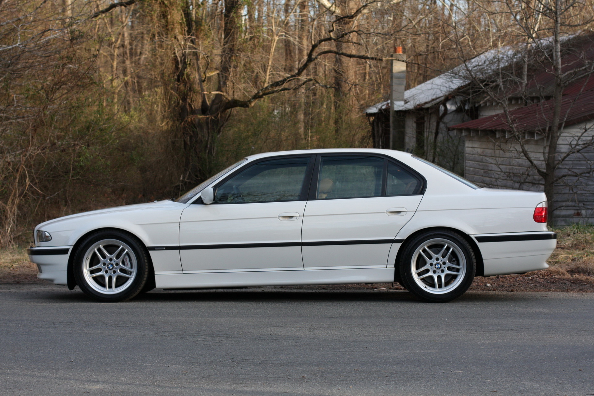 2001_bmw_740i_E39_M5_swap_05 BMW 740i With Supercharged E39 M5 V8 Swap Sounds Awesome