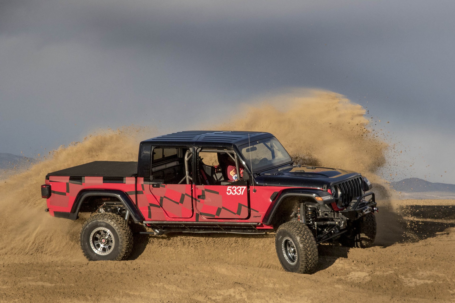 2020 Jeep Gladiator King of the Hammers-3 2020 Jeep Gladiator To Be Put To The Test In Grueling Off-Road Race