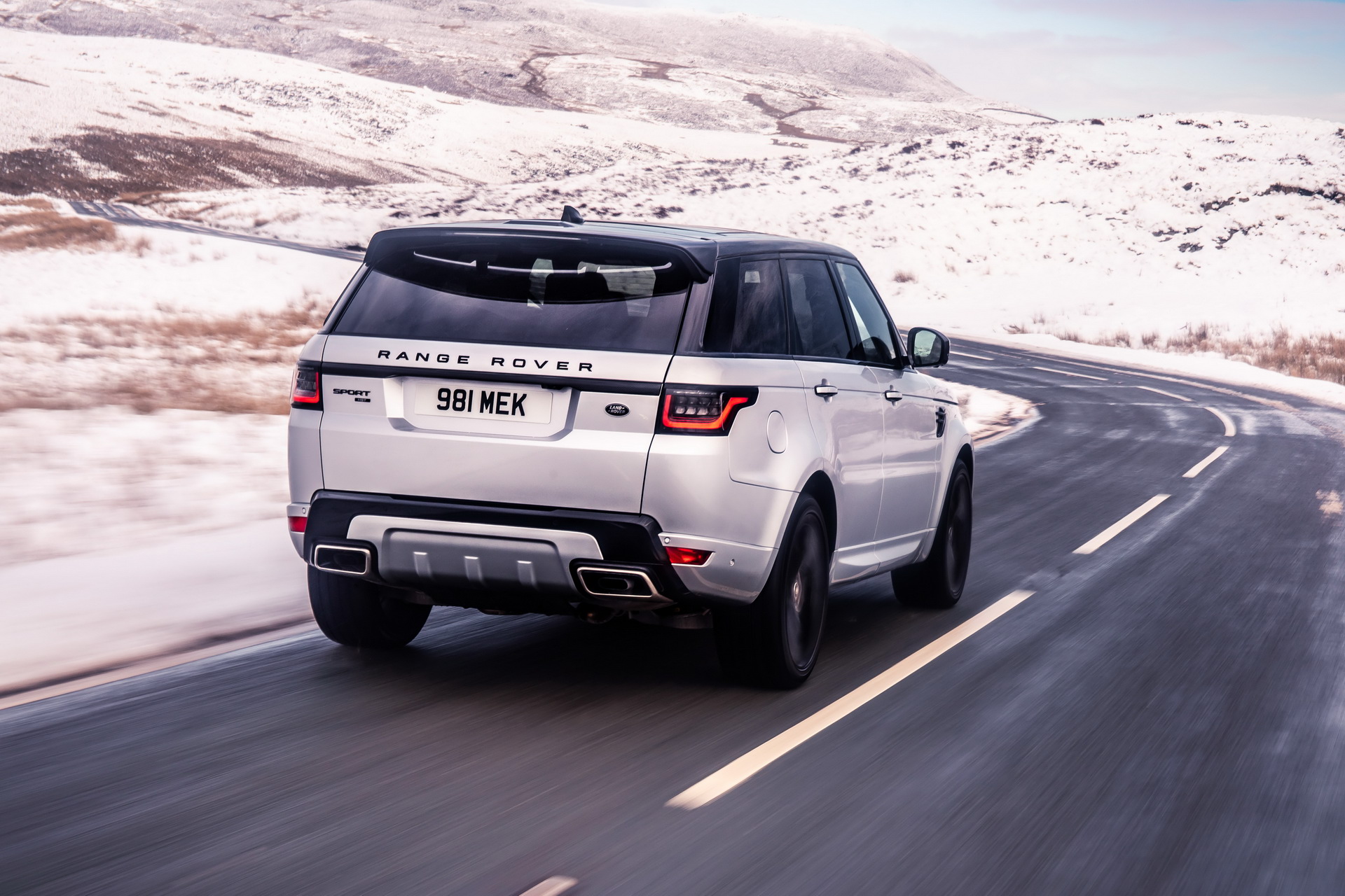 2019 Range Rover Sport HST 30 New Range Rover Sport HST Has A Straight-Six Mild Hybrid With 395hp