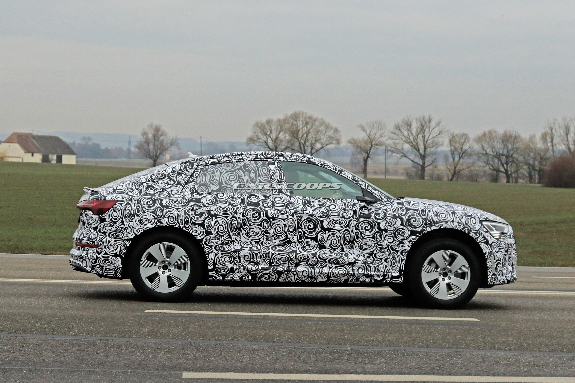 audi e-tron sportback spotted first time 7 Production 2020 Audi e-tron Sportback Looks Less Futuristic Than Concept