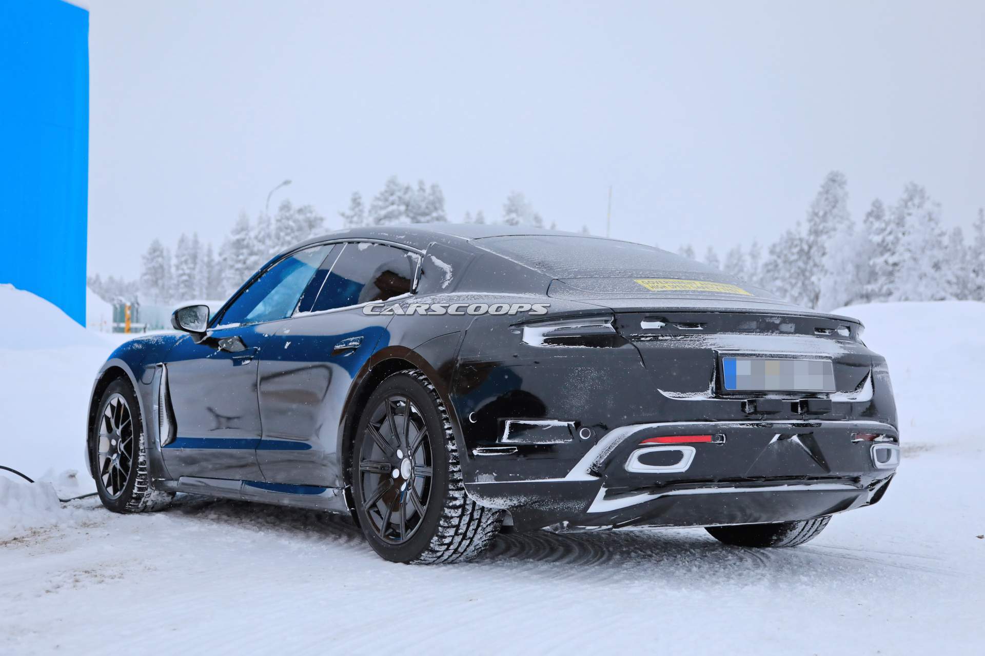 2020 Porsche Taycan spy shots 27 2020 Porsche Taycan Sport Turismo Understeers, Ploughs Into Snow (Updated)