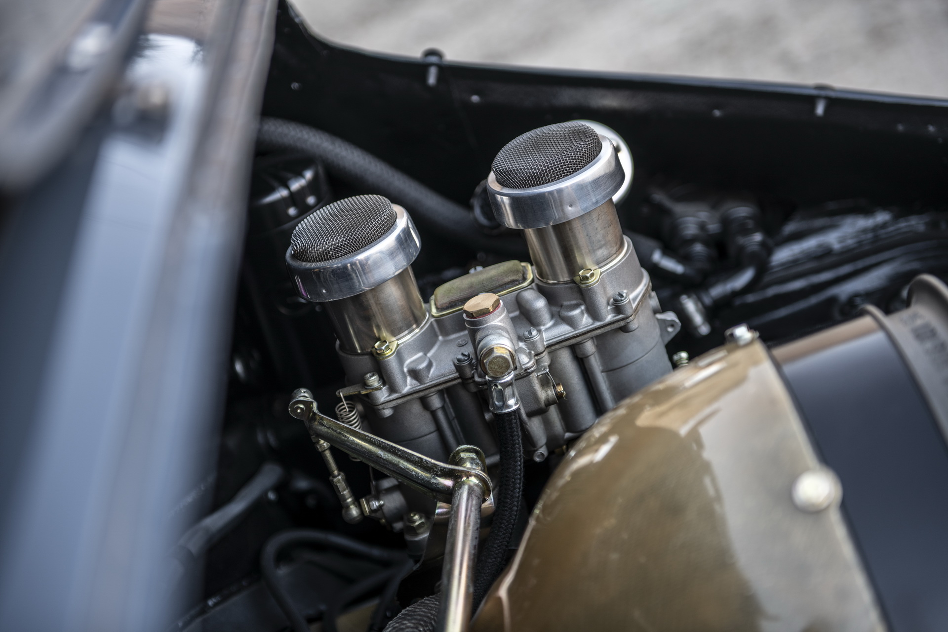 emory-motorsports-porsche-356-c4s-28 World’s First AWD Porsche 356 Coupe Allrad Is A 911-Based Restomod