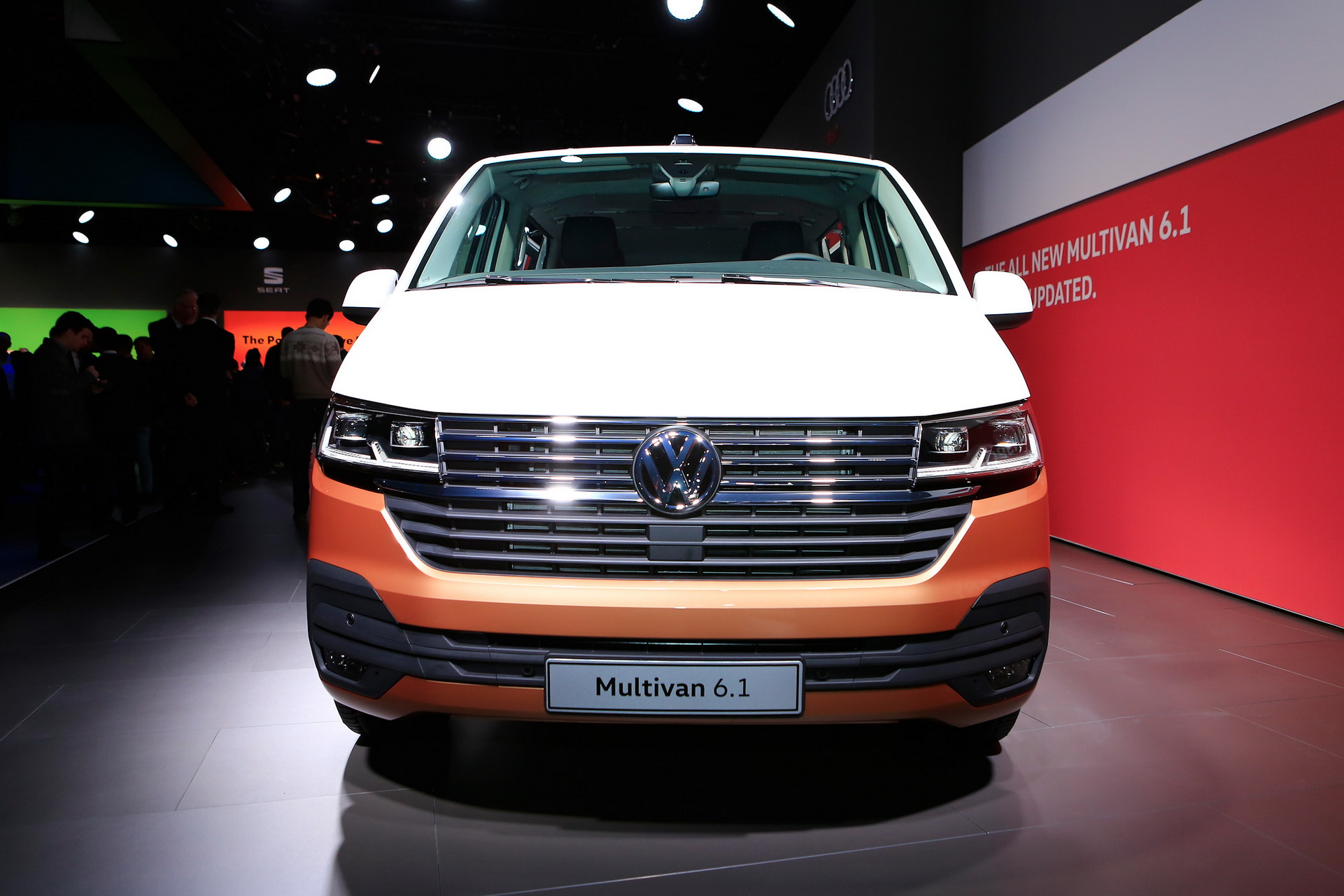 VW T6 1 Facelift 1 2019 VW Multivan 6.1 Heralds Major Tech Update For Transporter Family