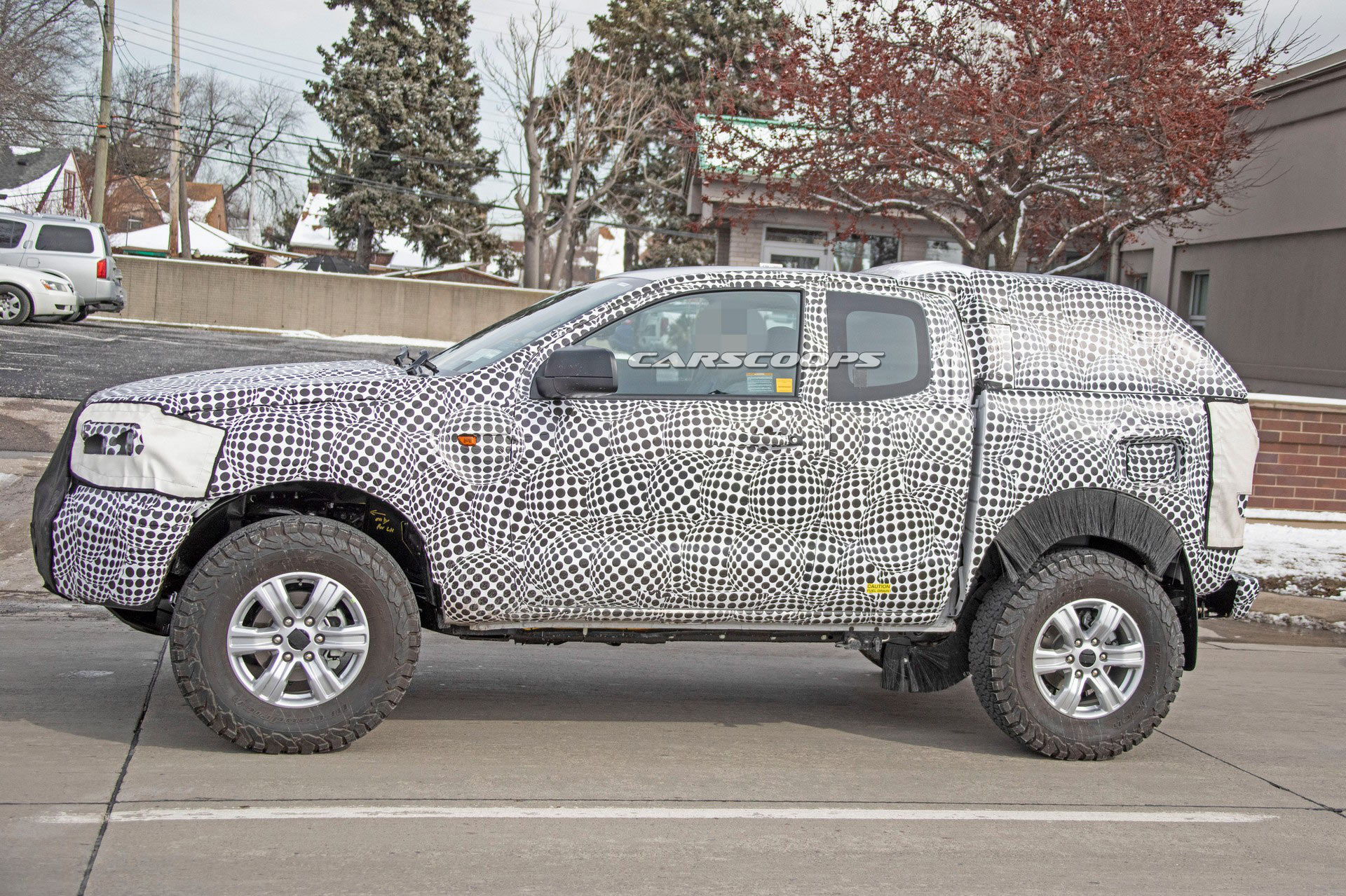 Possible Ford Bonco Mule-4 2020 Ford Bronco Mule Possibly Spied, Looks Pretty Hardcore