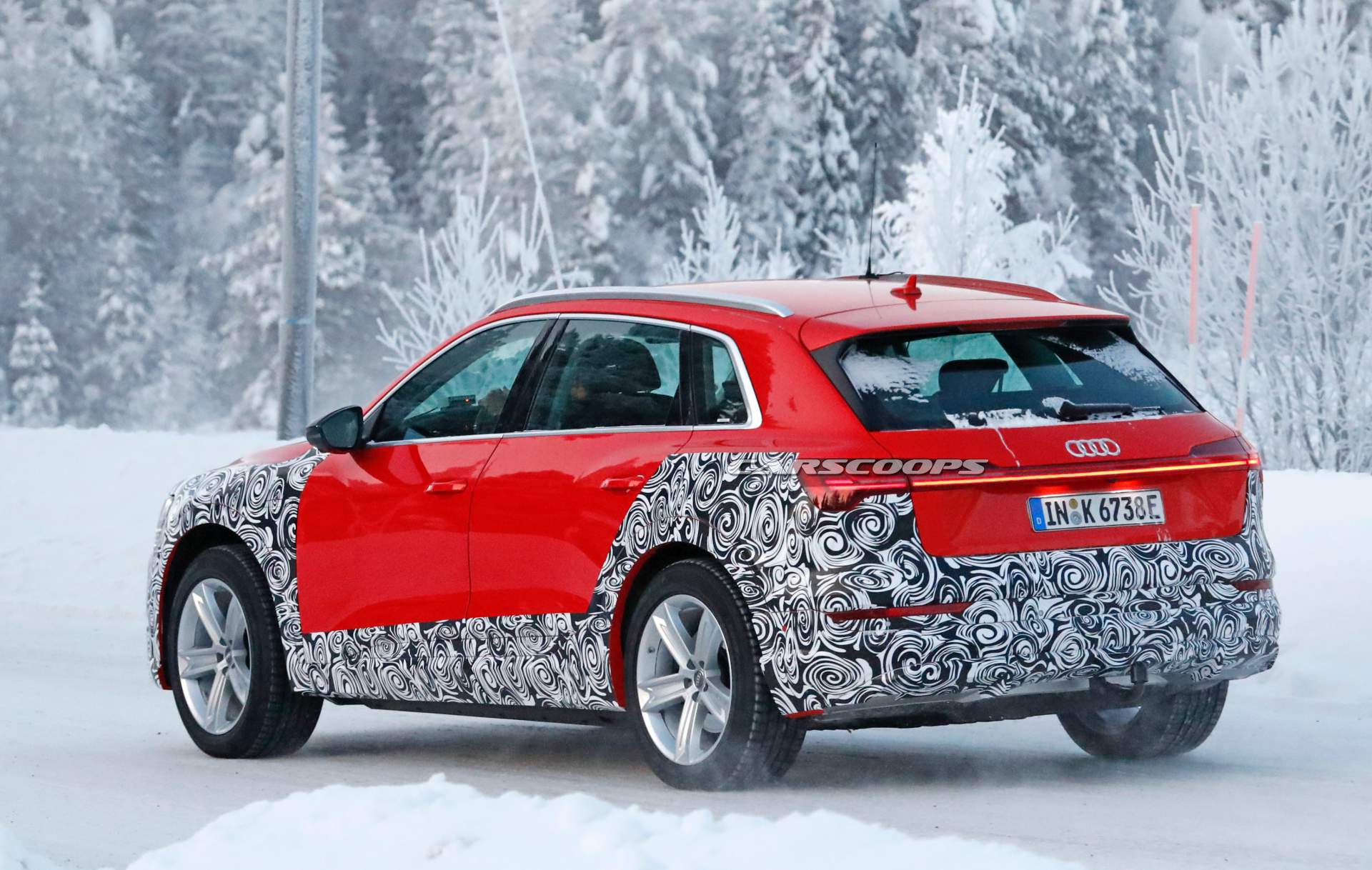 Audi e-tron quattro spy shots 8 Audi E-Tron Spied Testing, Could Be 3-Motor Performance Version
