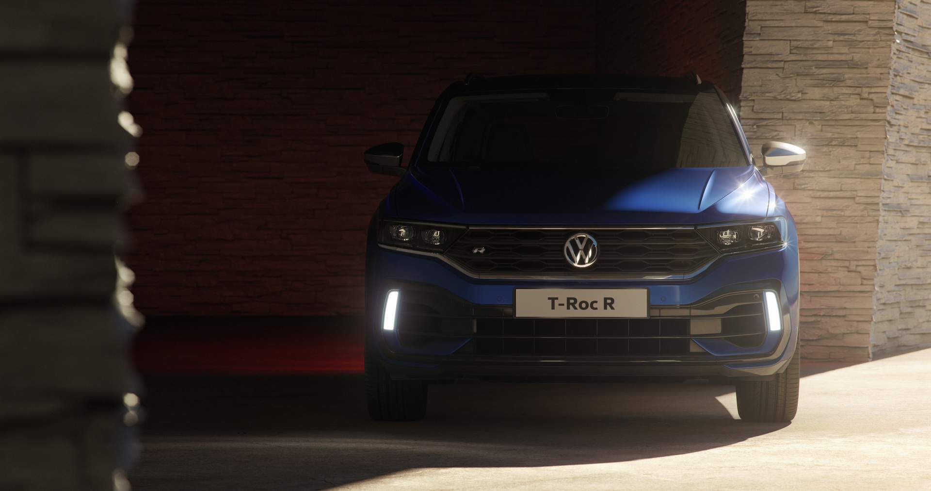 The new Volkswagen T-Roc R VW T-Roc R Unveiled With 300 PS, Does 0-100 Km/h In 4.9 Seconds