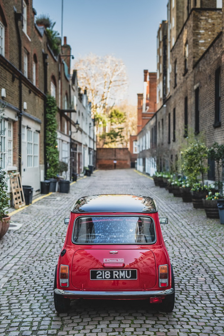 2019 swind e classic mini electric 2 Limited-Run Classic Mini Electric Unveiled With $100K+ Starting Price