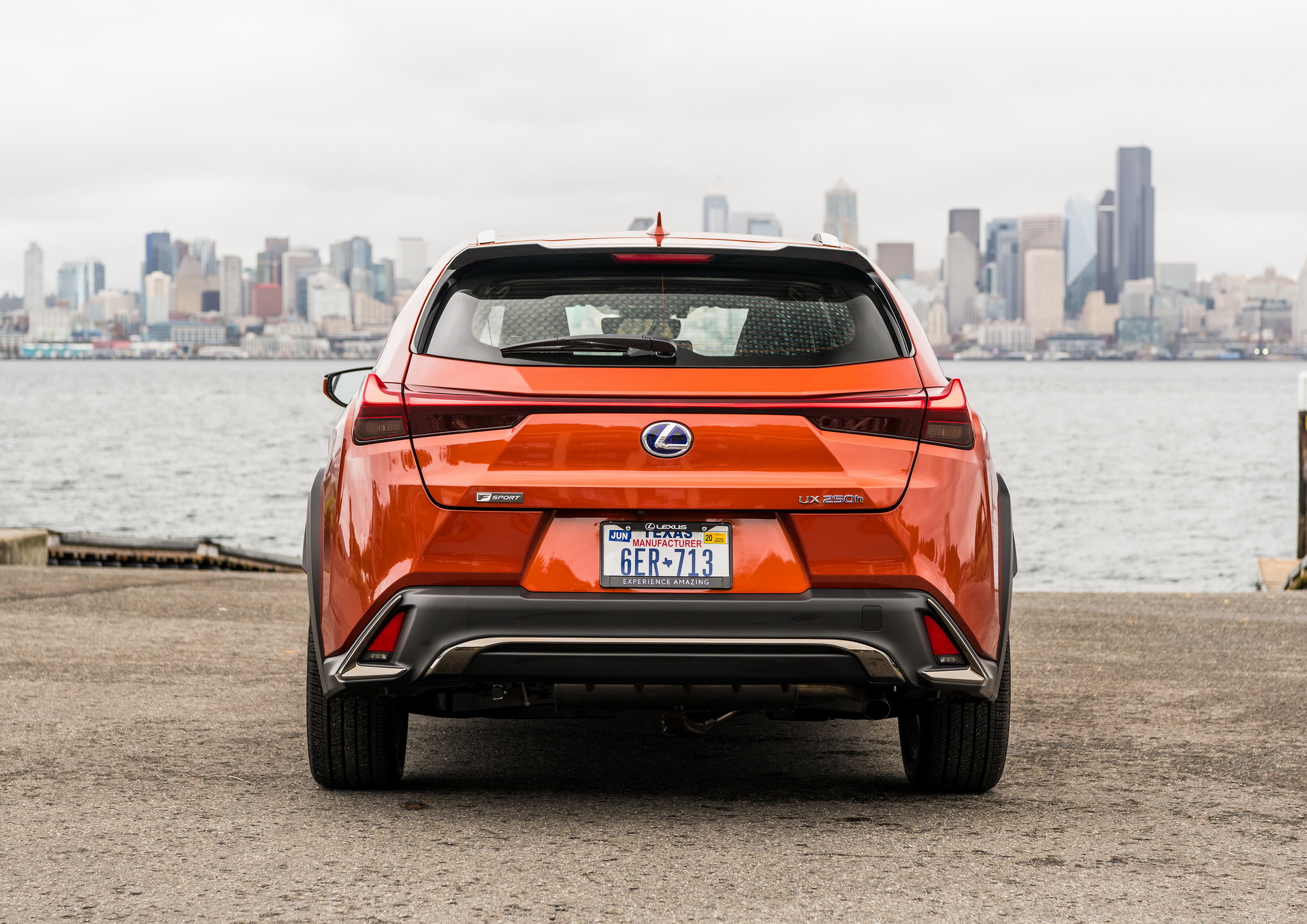 2019-Lexus-UX-02 Lexus Launches Special, Subscription-Like Lease Deal For UX