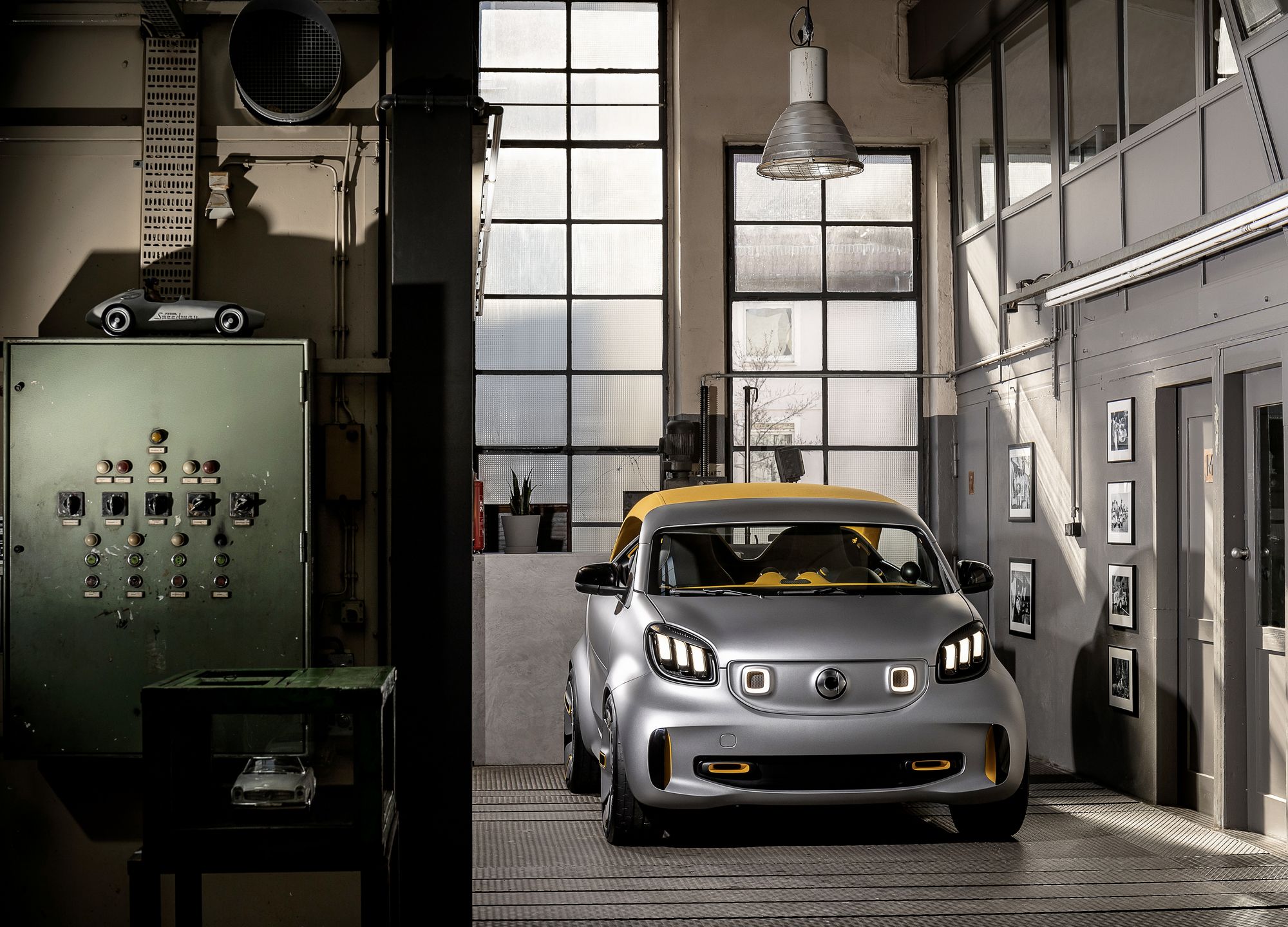 Smart-Forease-Geneva-3 Smart Forease+ Concept Is A Tiny Funky Speedster For The City