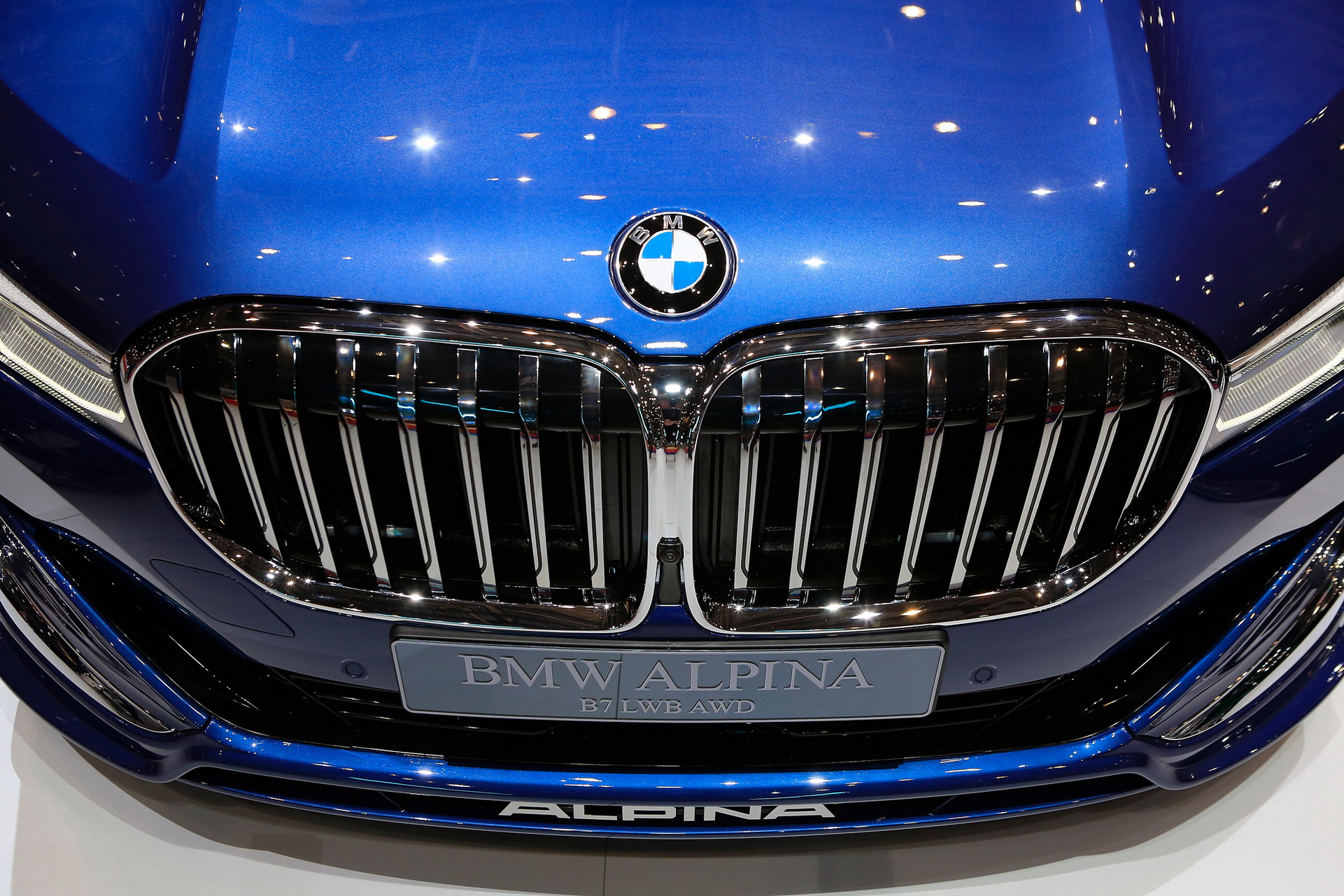 Alpina B7 LWB AWD 24 2020 Alpina B7 xDrive: A Super Limo With 600 HP And A $141,700 Price Tag