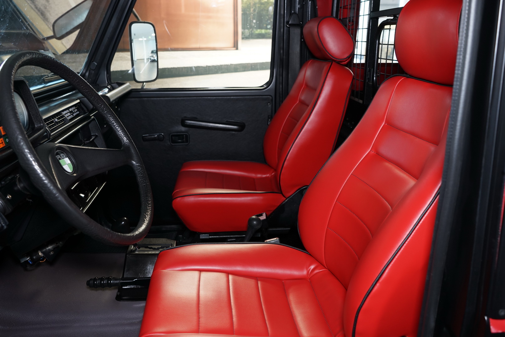 1993 mercedes g-class swiss army lorinser 22 Ex-Military Classic Mercedes G-Class Gets A Civilian Restomod