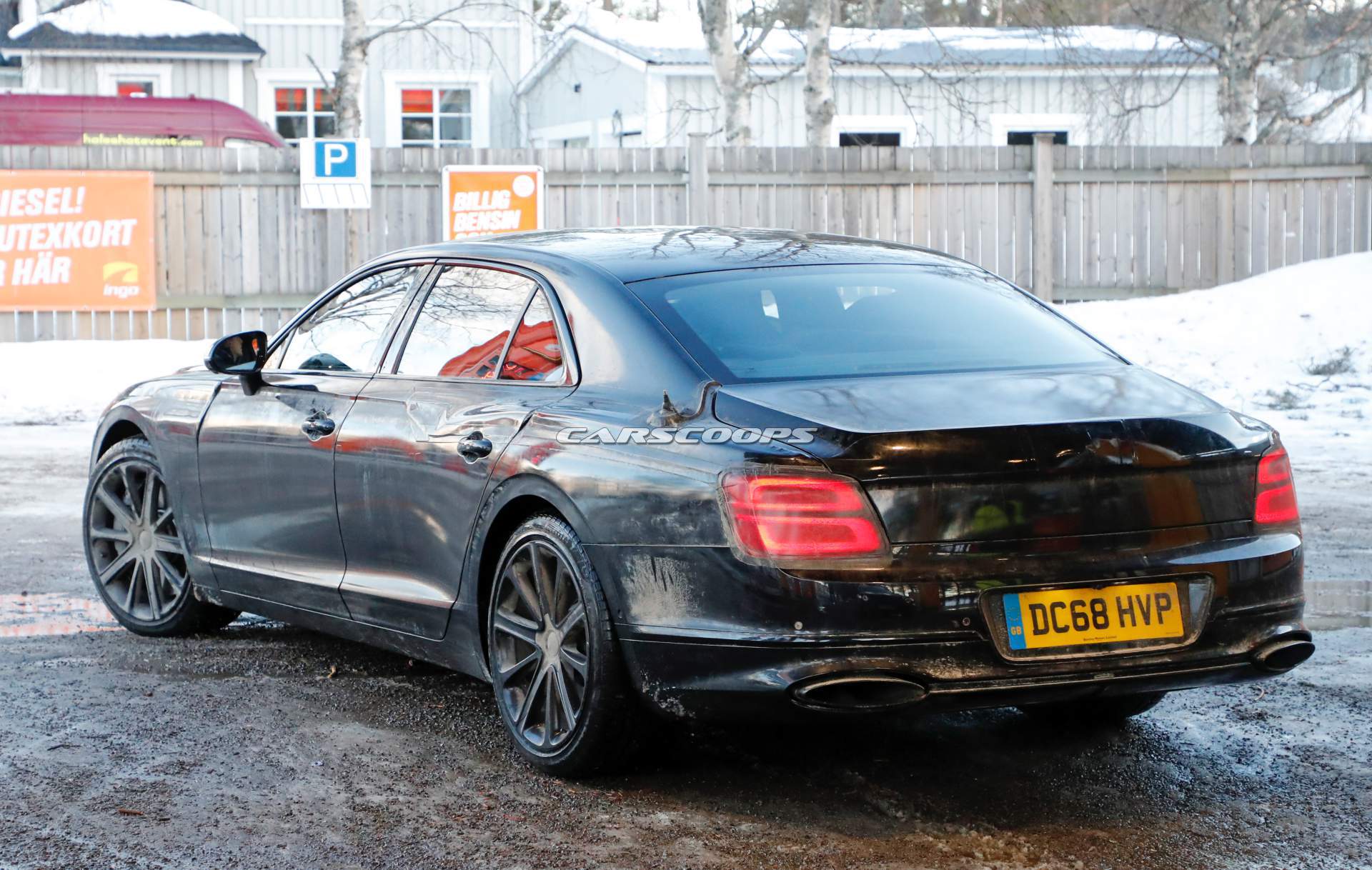 2020 Bentley Flying Spur spy shots 8 2020 Bentley Flying Spur Loses Padded Camo, Wears Production Lights
