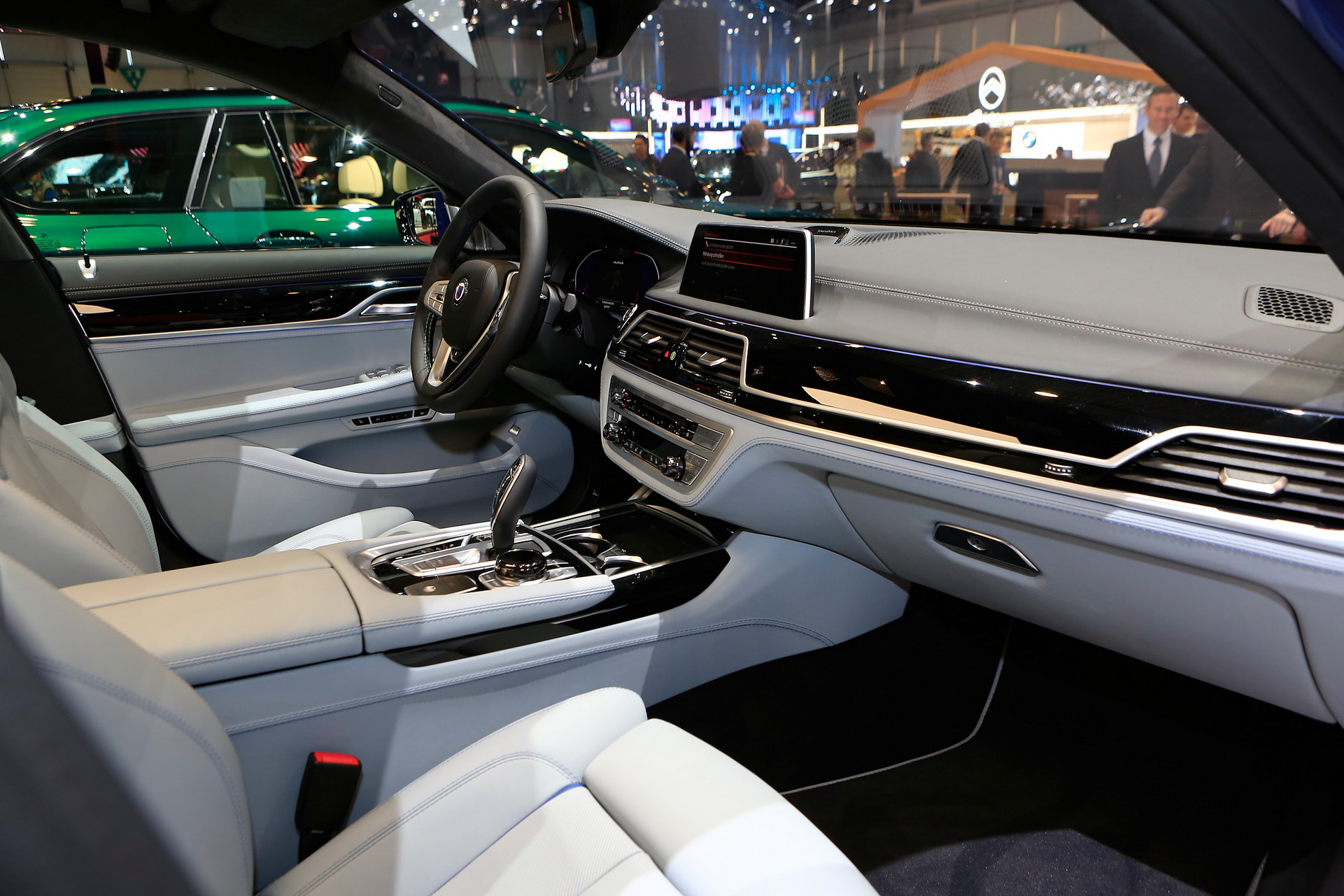 Alpina B7 LWB AWD 15 2020 Alpina B7 xDrive: A Super Limo With 600 HP And A $141,700 Price Tag