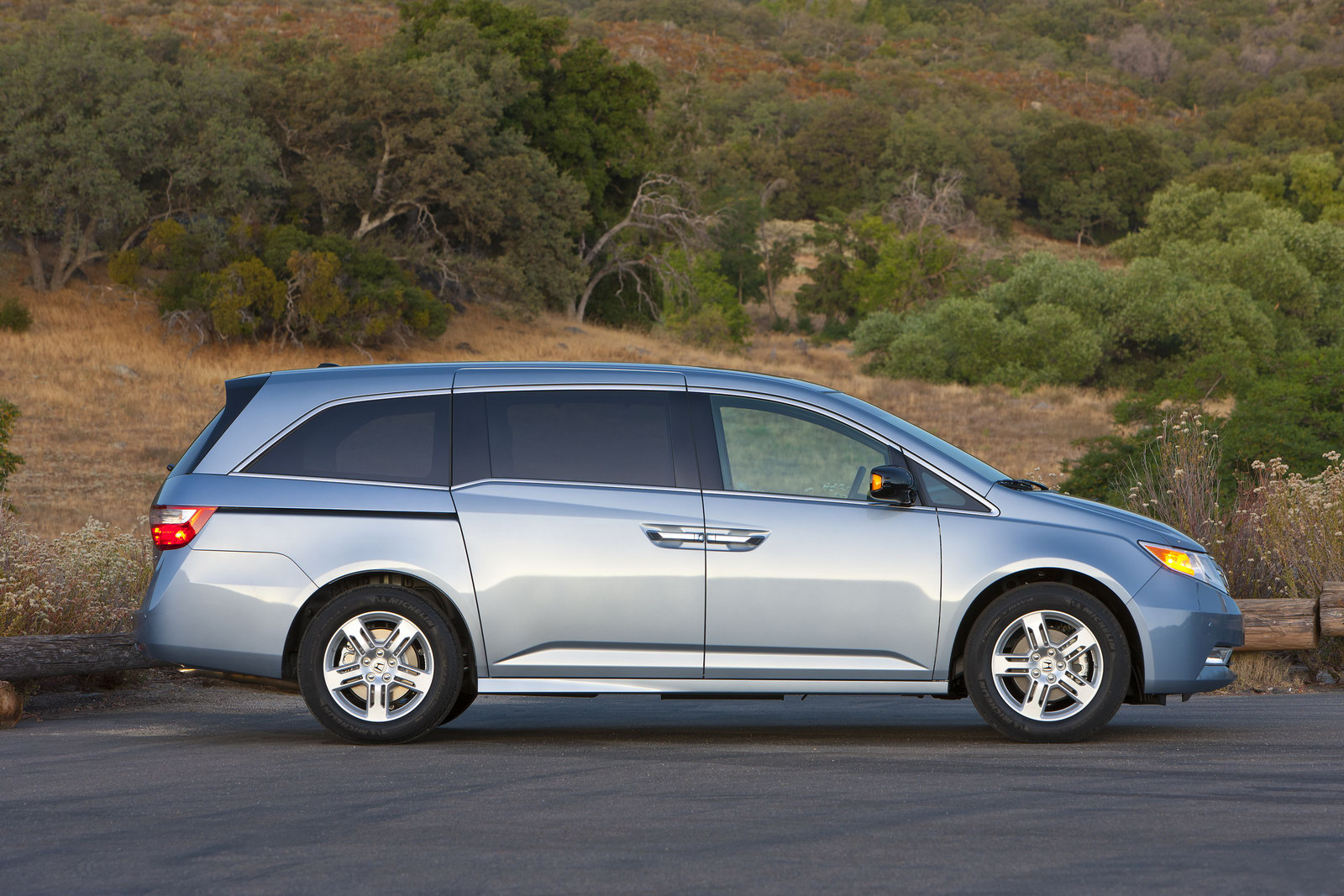 Honda-Odyssey-Jury-Crash-3 Woman Awarded $37 Million After Odyssey Crash Left Her A Quadriplegic, Honda Appeals