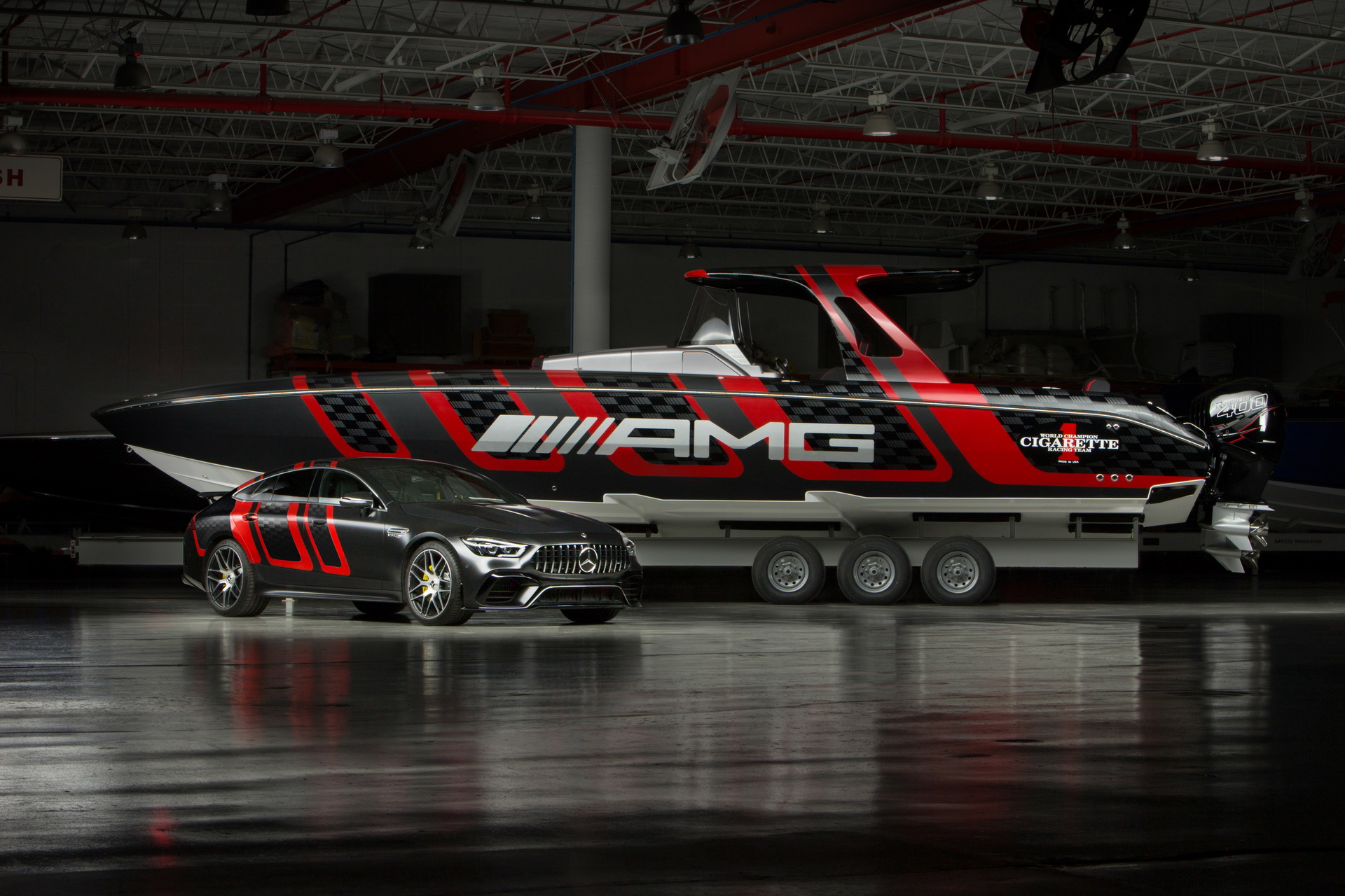 41 AMG Carbon Edition 3 Mercedes-AMG And Cigarette Racing’s New 41’ AMG Carbon Edition Has 1,600 Sea Horses