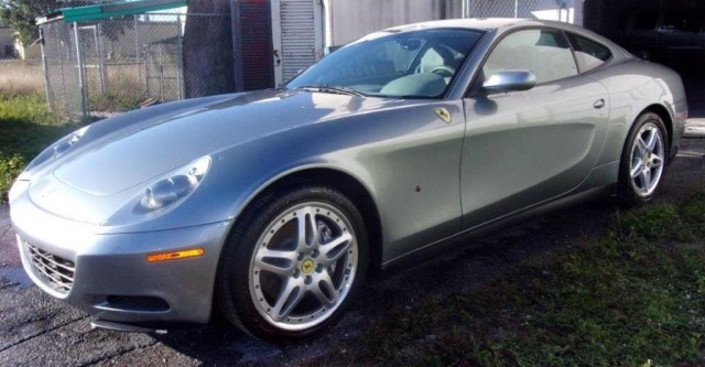 Auction-Collection-US-Marshalls-3 Collection Seized By U.S. Marshalls Includes Some Amazing Bargains