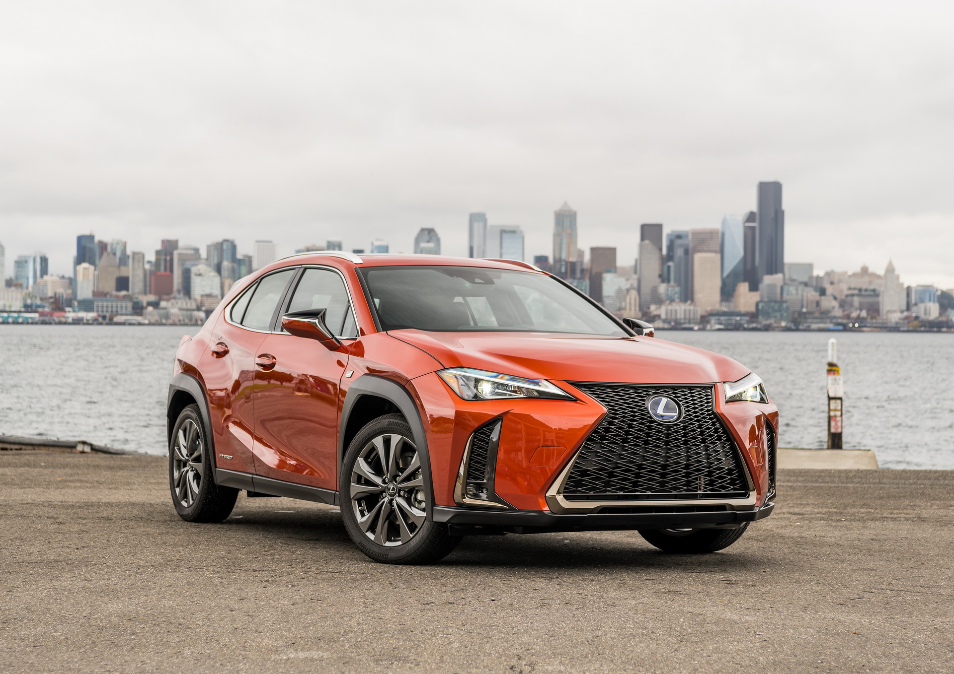 2019-Lexus-UX-06 Lexus Launches Special, Subscription-Like Lease Deal For UX