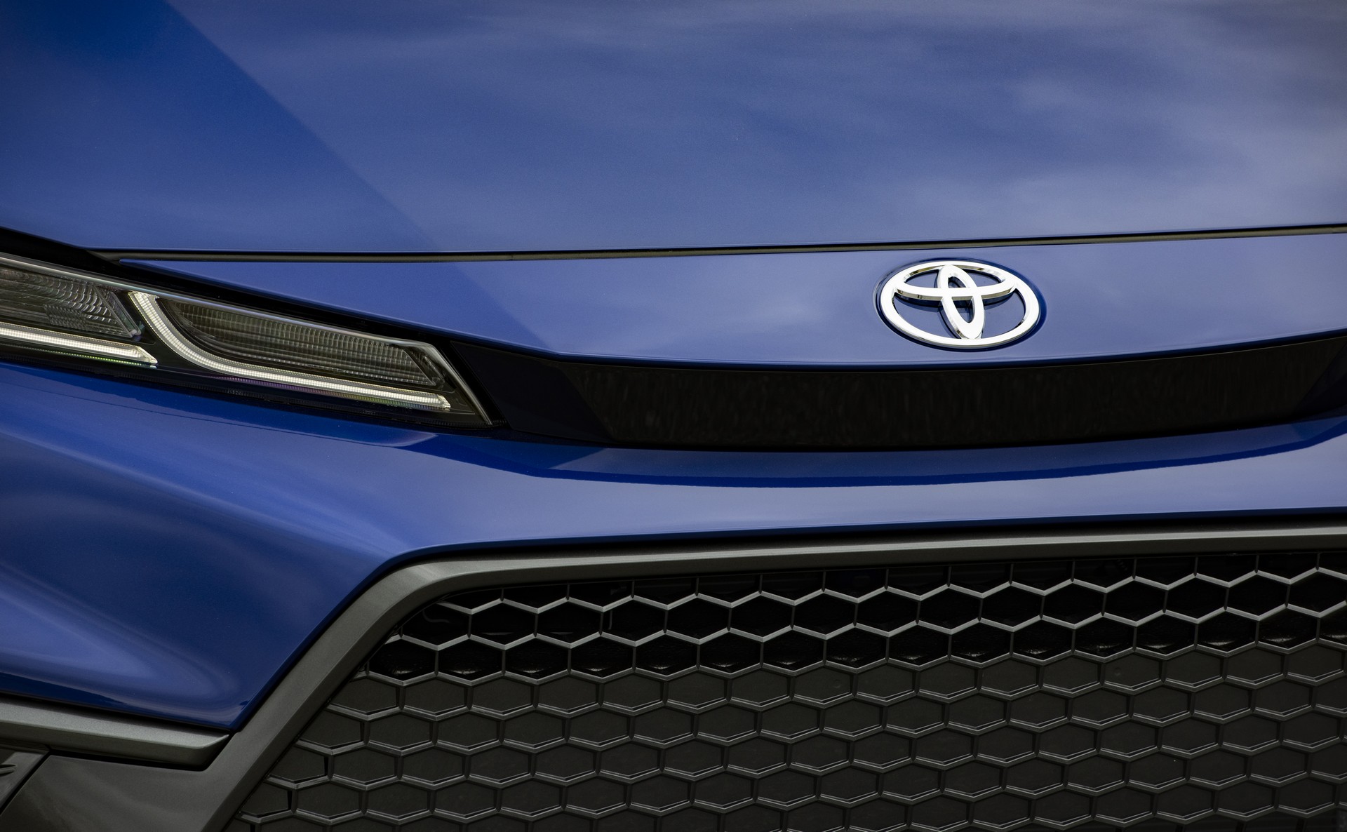 2020 Toyota Corolla-162 2020 Toyota Corolla Starts At $19,500, See It In 200+ Photos