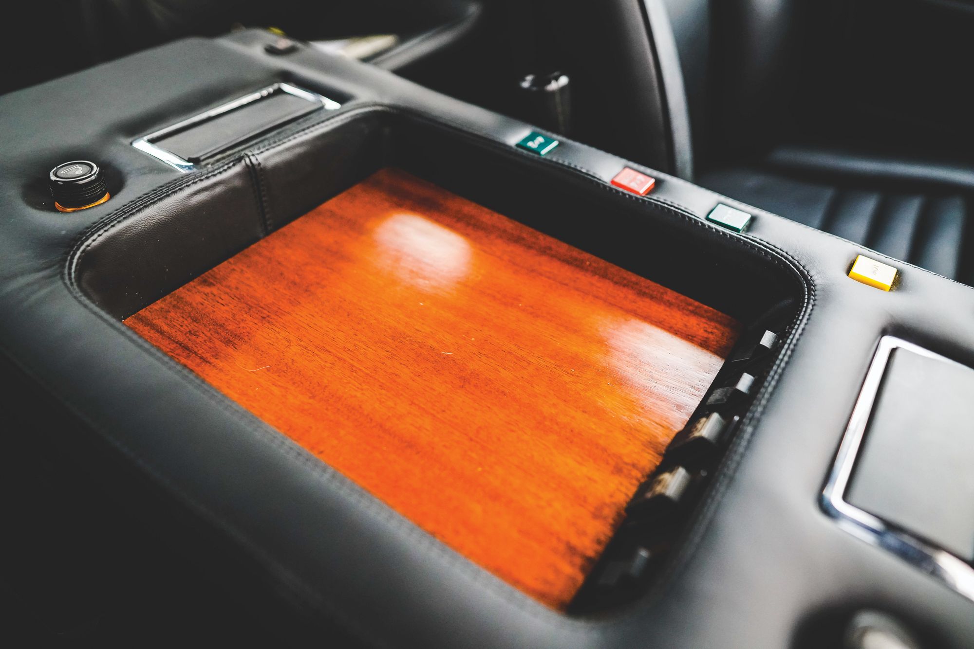 Lamborghini-LM002-18 Go To Florida, Buy A Lamborghini LM002, Enjoy Its Brutality