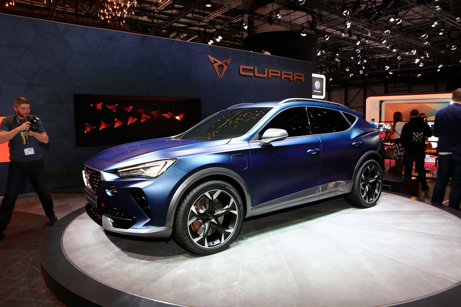 Cupra-Formentor-07 CUPRA Formentor Concept Previews High-Performance Hybrid SUV (Live Pics)