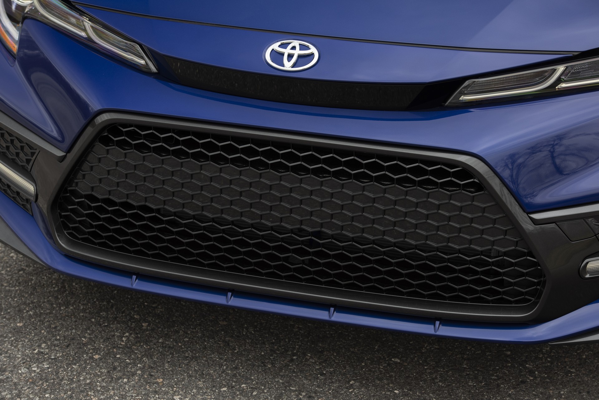 2020 Toyota Corolla-163 2020 Toyota Corolla Starts At $19,500, See It In 200+ Photos