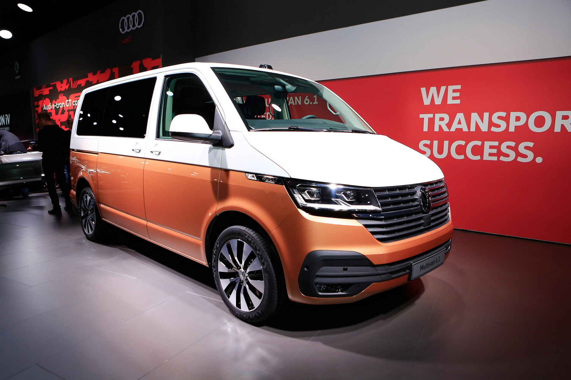 VW T6 1 Facelift 2 2019 VW Multivan 6.1 Heralds Major Tech Update For Transporter Family