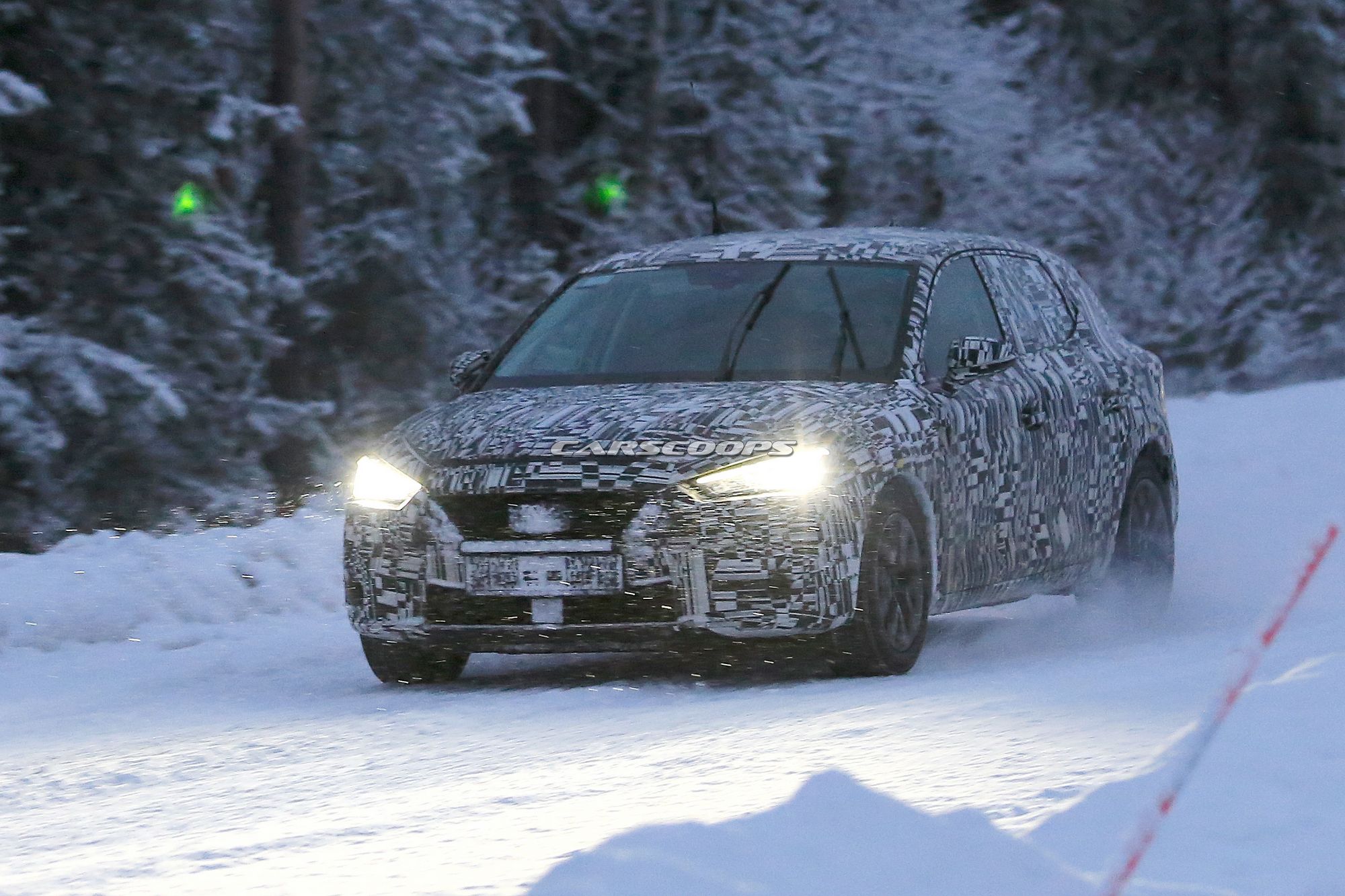 Seat-Leon-Spy-Shots-2 Next Gen Seat Leon To Use Golf Platform And Hybrid Powertrains