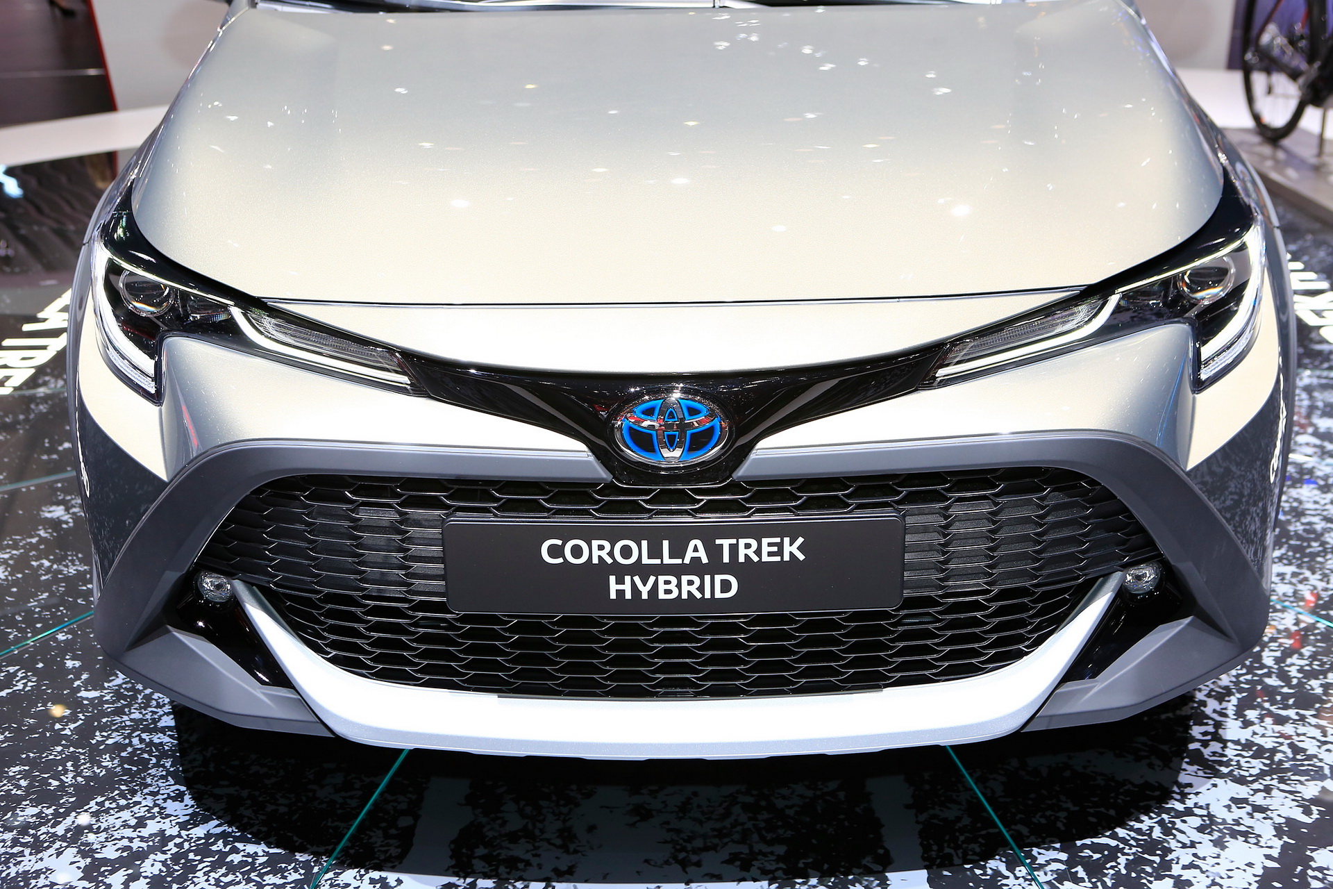 2019-Toyota-Corolla-Trek-02 Toyota Corolla GR Sport And Corolla Trek Join The Model’s European Family