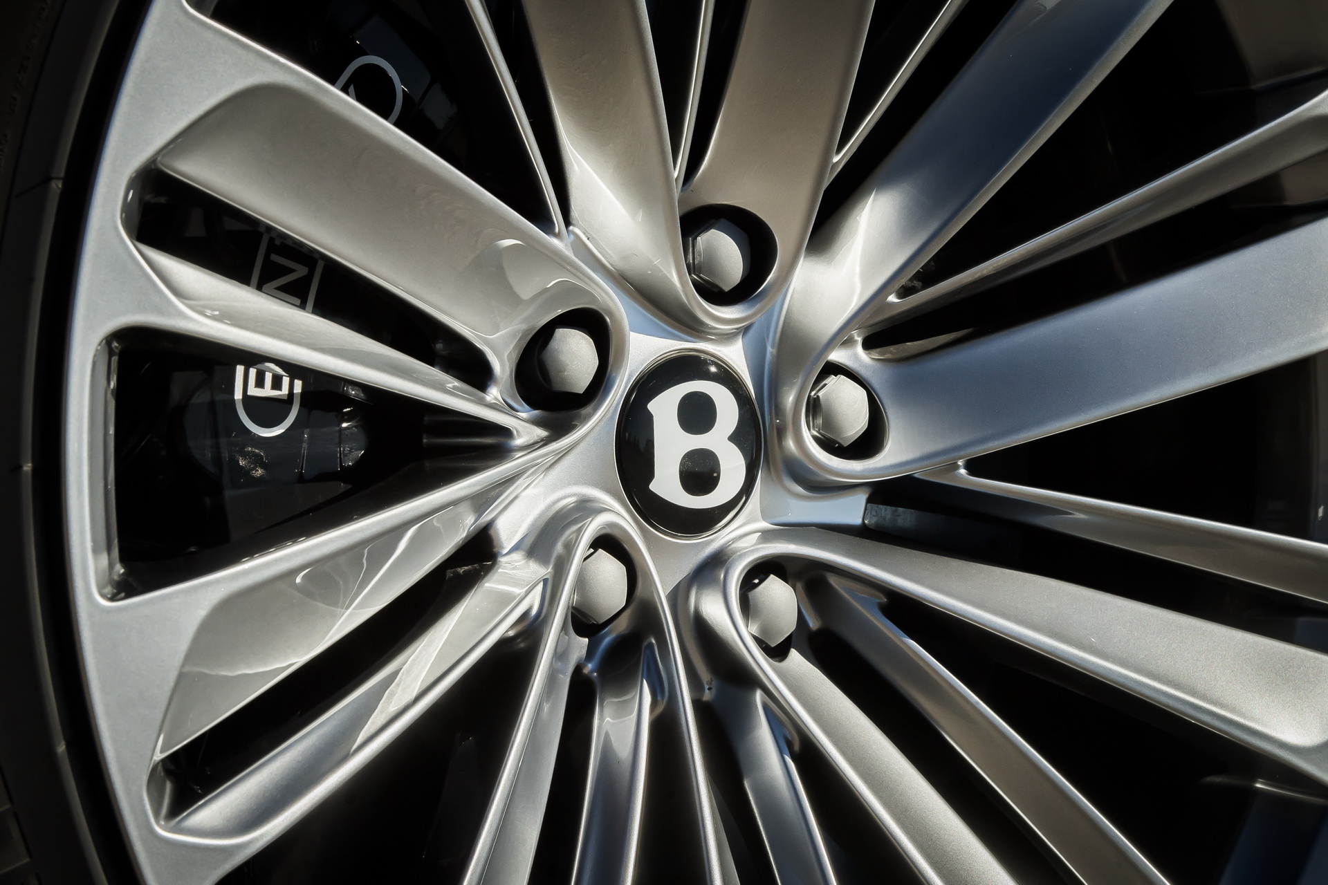Bentley-Bentayga-Speed-11 Bentley Reveals 190MPH Bentayga Speed, World’s New Fastest SUV