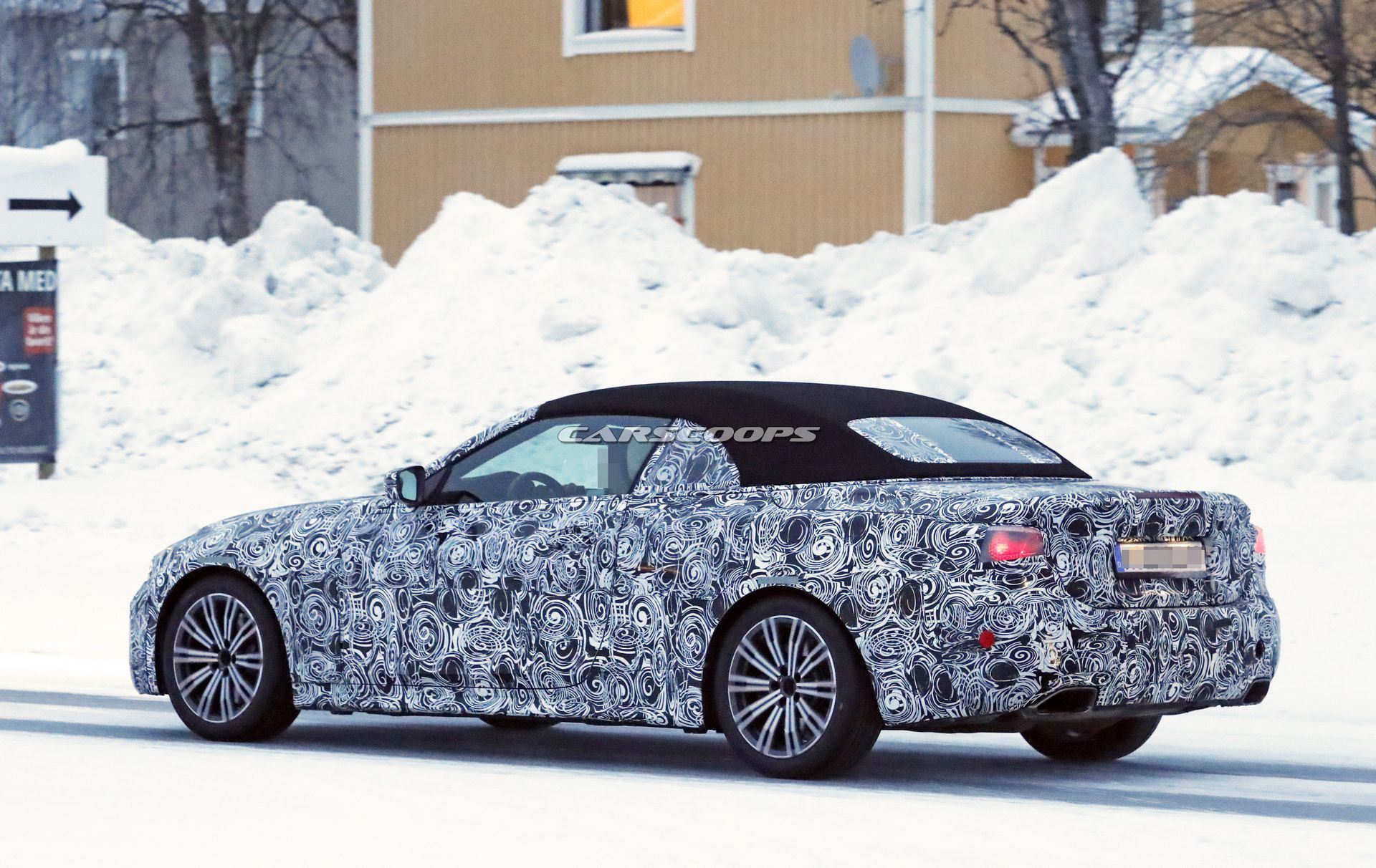 BMW-4-Series-Convertible-7 2020 BMW 4-Series Convertible Gives Us Our First Topless Look