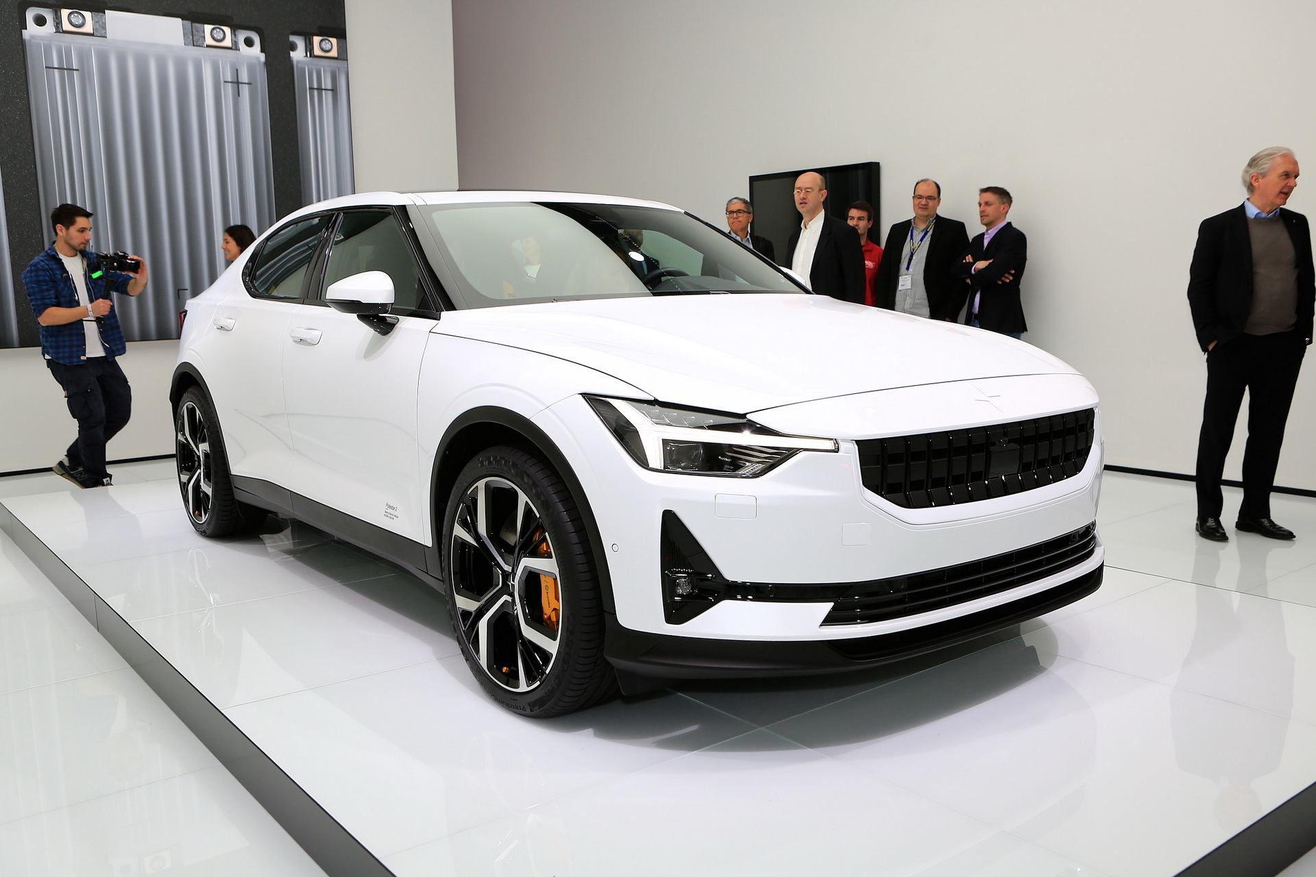 2020-Polestar-2-07 Polestar Picks CATL and LG Chem As Official Battery Suppliers For Its EVs