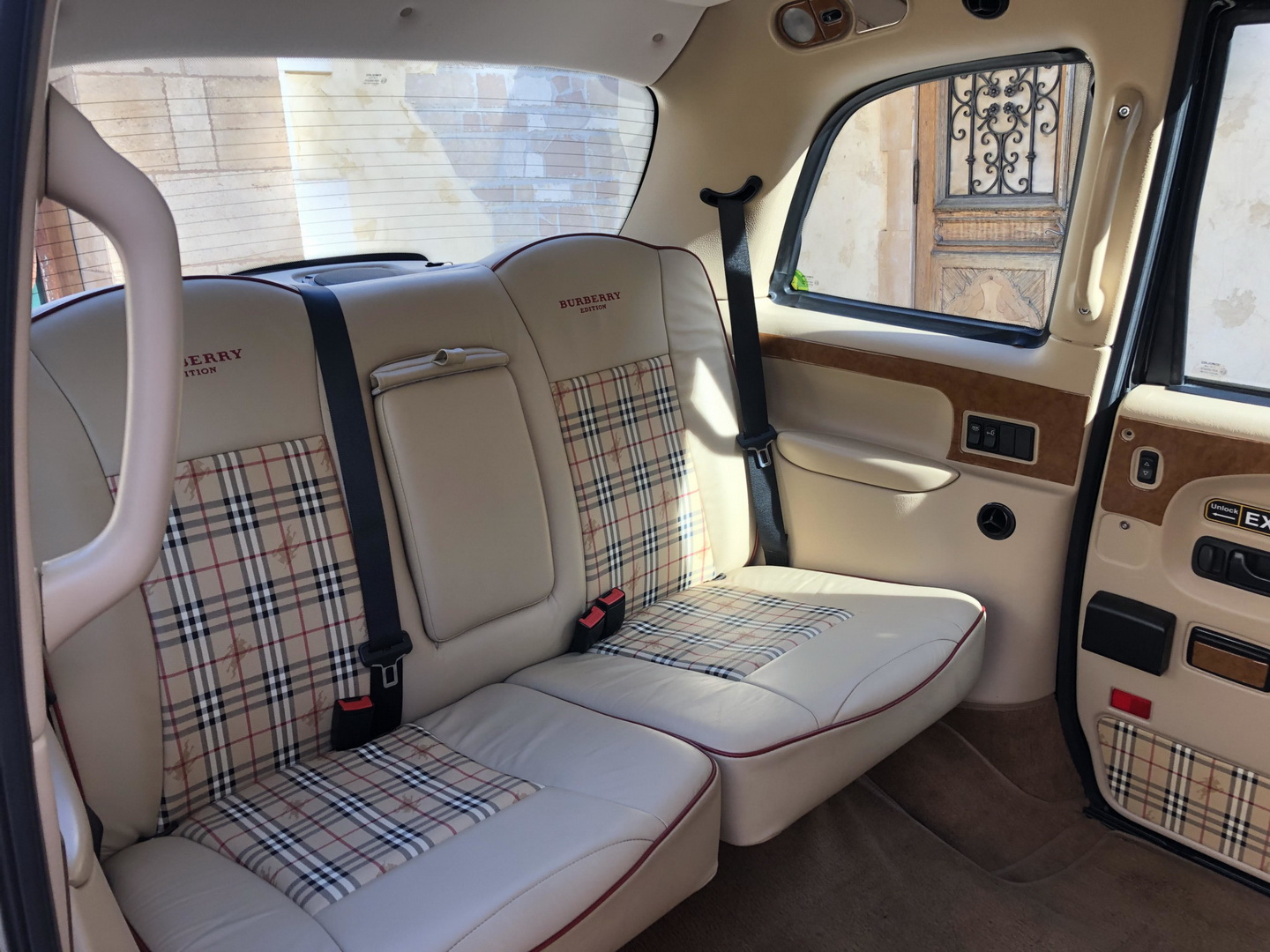 2002 london taxi burberry edition neiman marcus 50 Did You Know Neiman Marcus Offered A London Taxi Burberry Edition In The States?