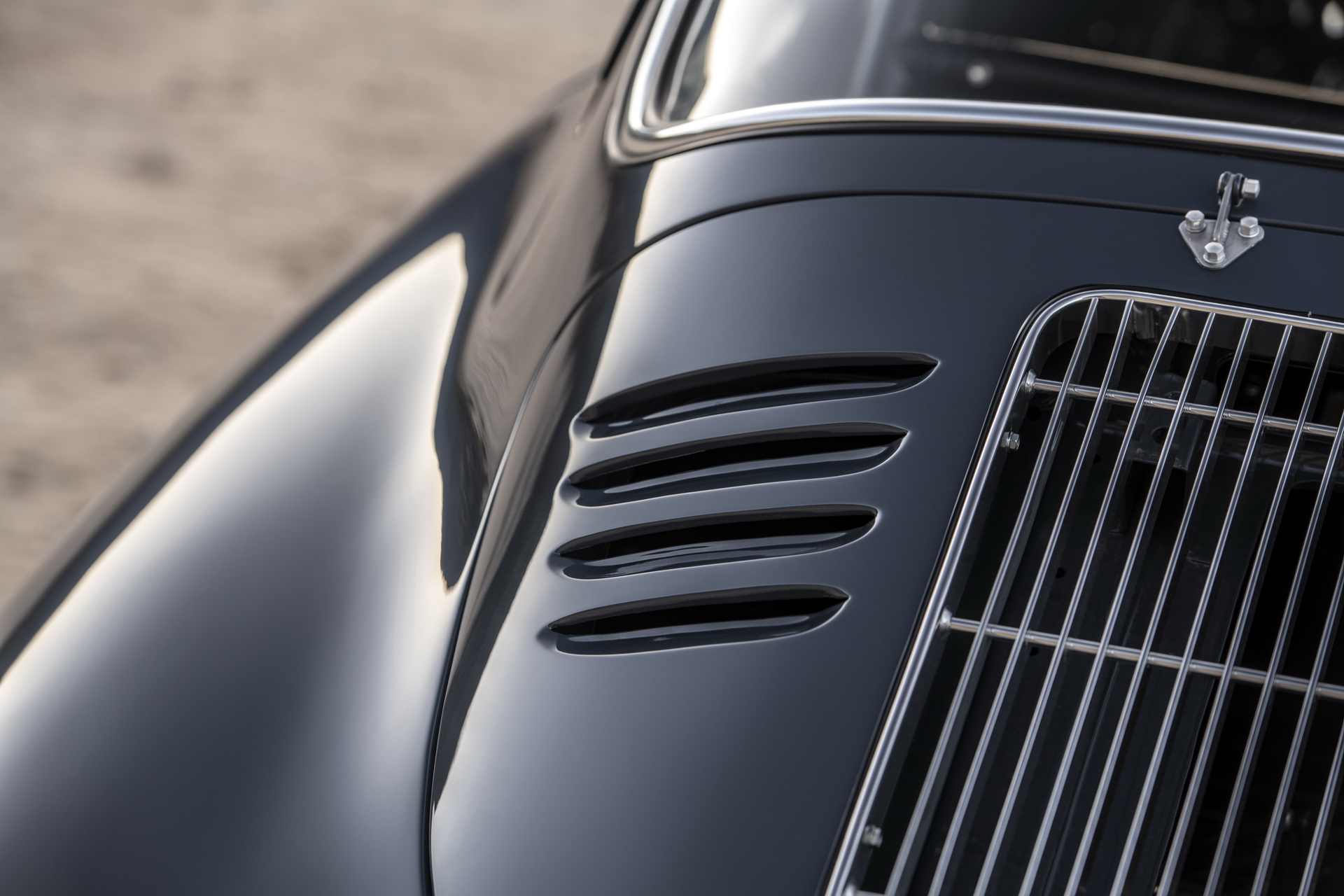 emory-motorsports-porsche-356-c4s-04 World’s First AWD Porsche 356 Coupe Allrad Is A 911-Based Restomod