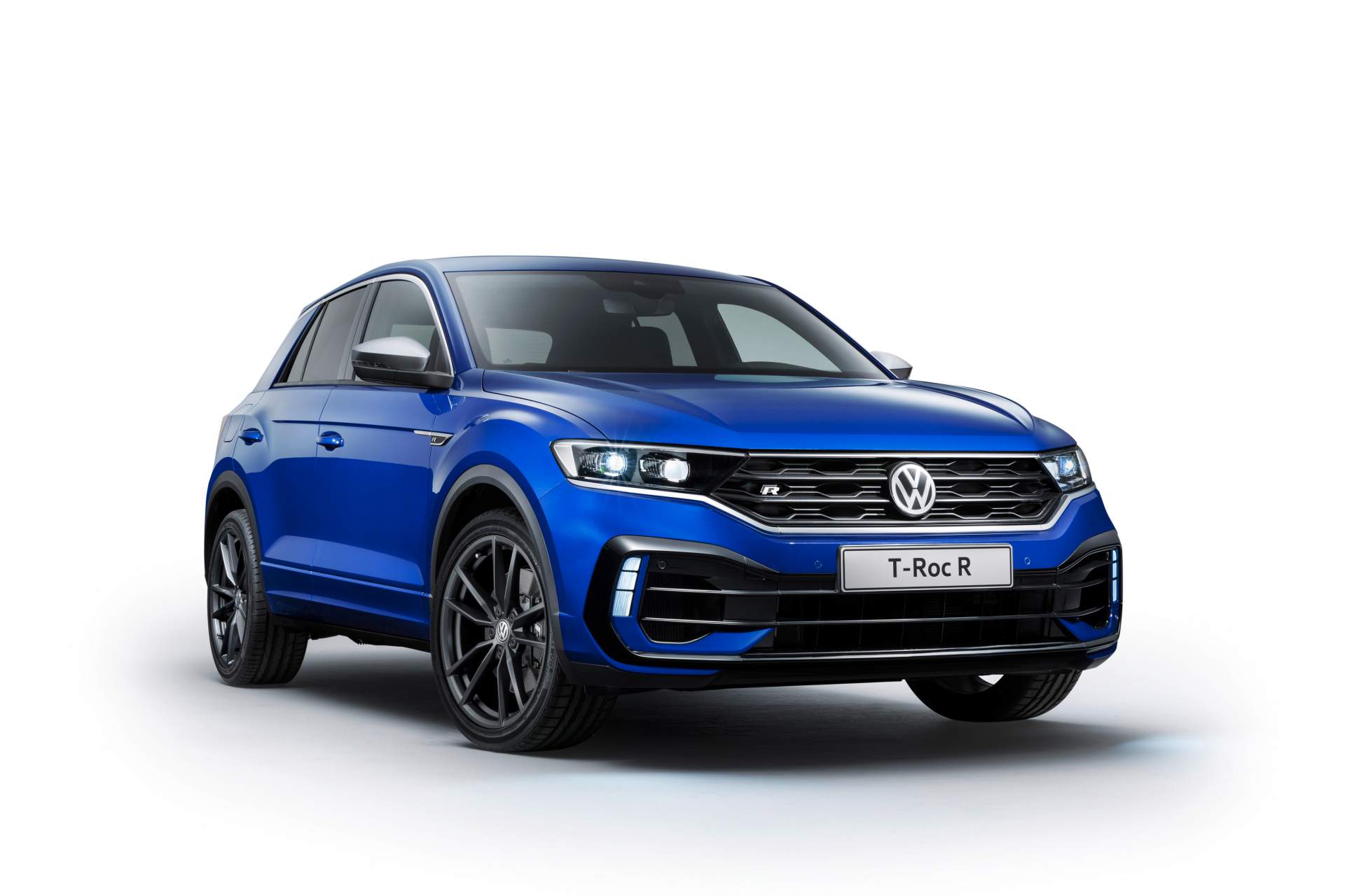 The new Volkswagen T-Roc R VW T-Roc R Unveiled With 300 PS, Does 0-100 Km/h In 4.9 Seconds