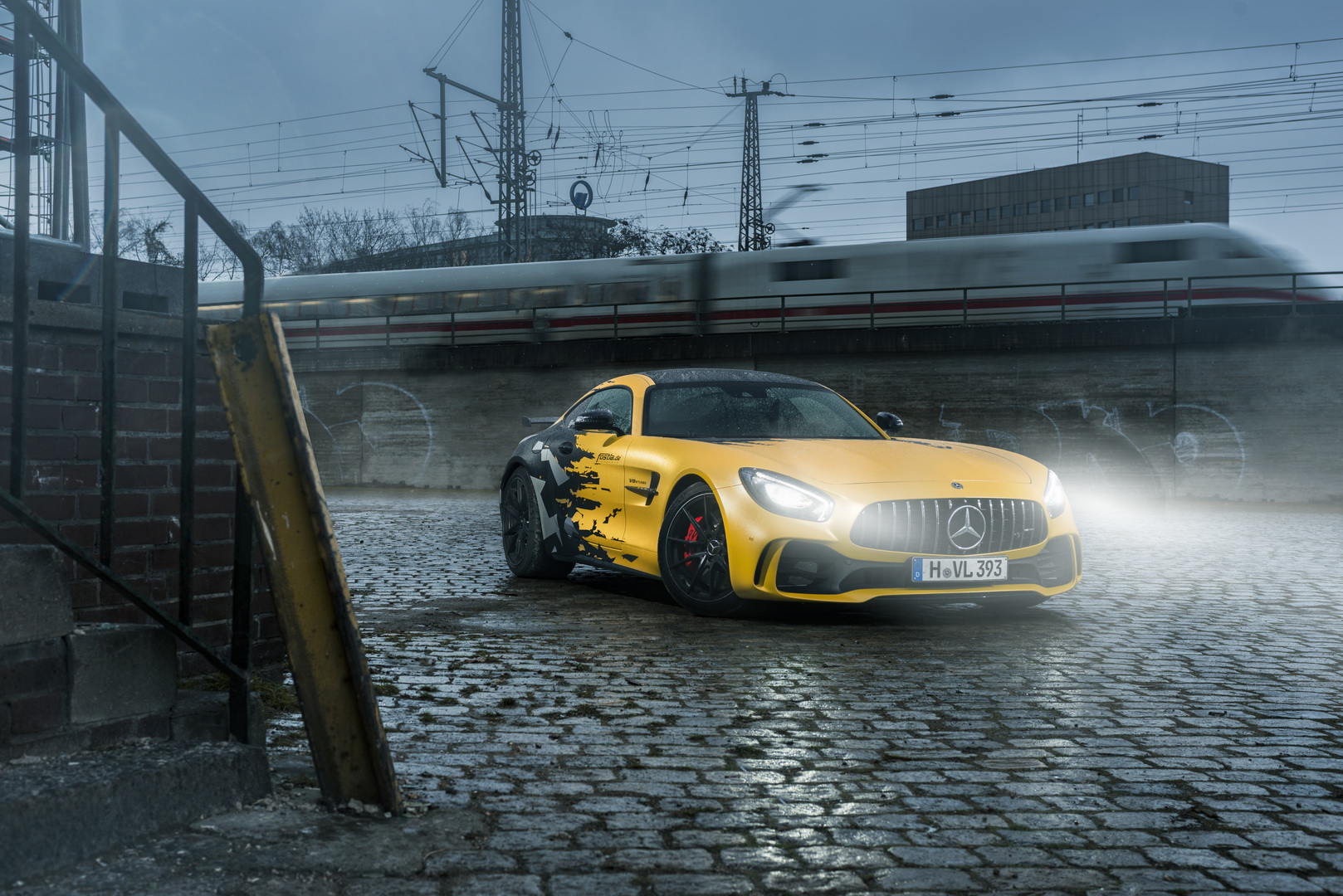 mercedes-amg gt r tuning fostla 2 Fostla’s Mercedes-AMG GT R Gets 641 HP, Urban-Camo-And-Yellow Wrap