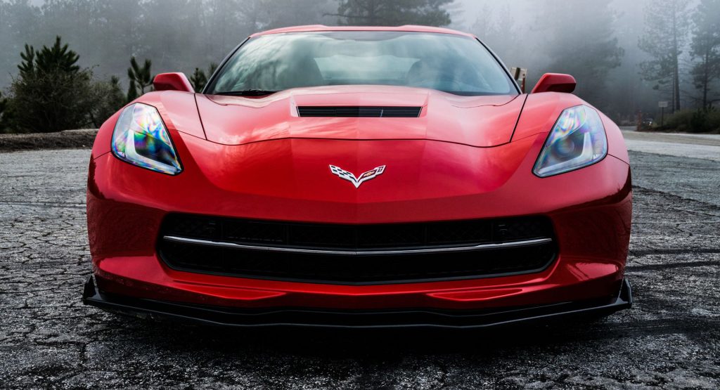  There Are 9,000 New C7 Corvettes Sitting At Dealers’ Lots – Who Wants One?