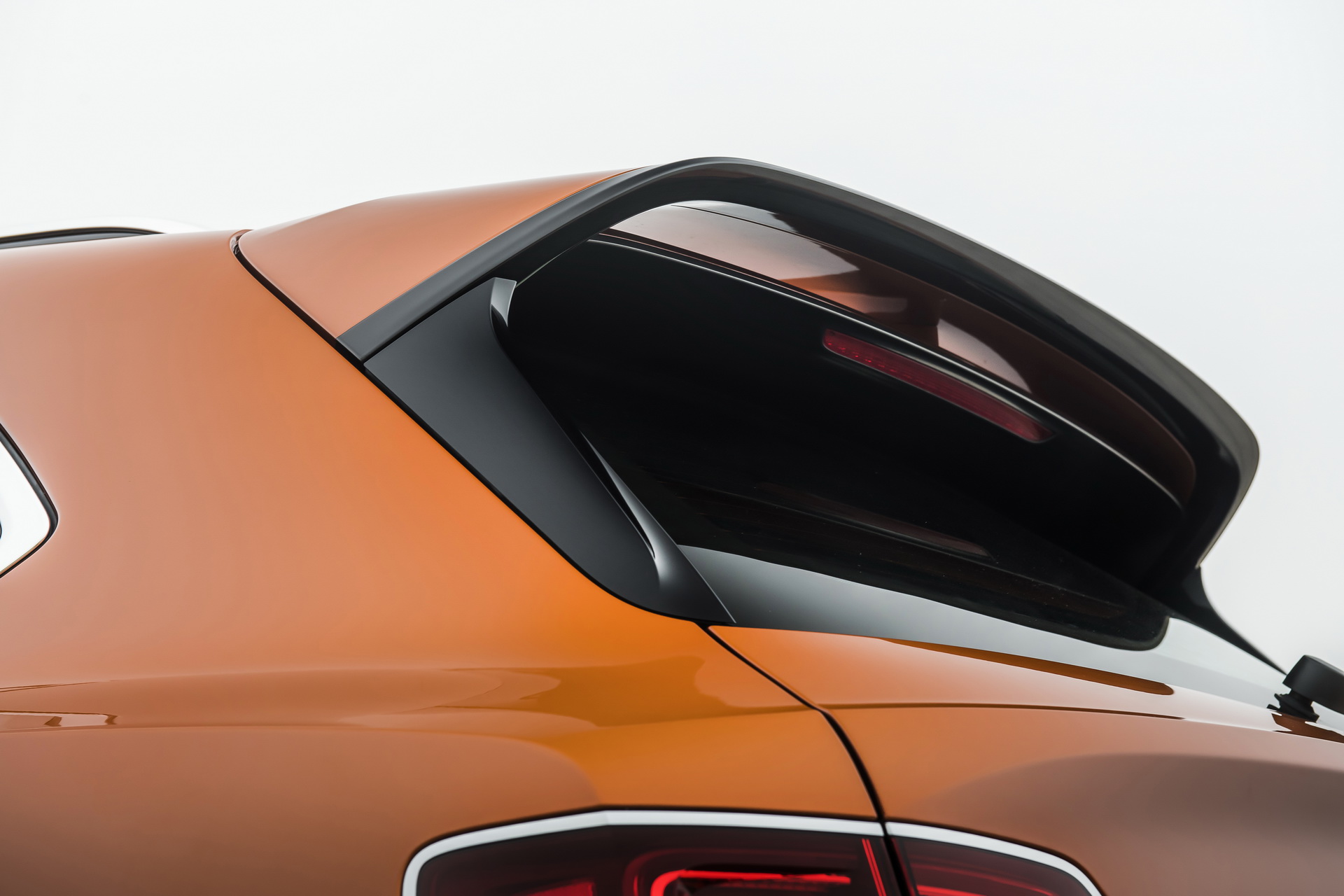 Bentley-Bentayga-Speed-13 Bentley Reveals 190MPH Bentayga Speed, World’s New Fastest SUV