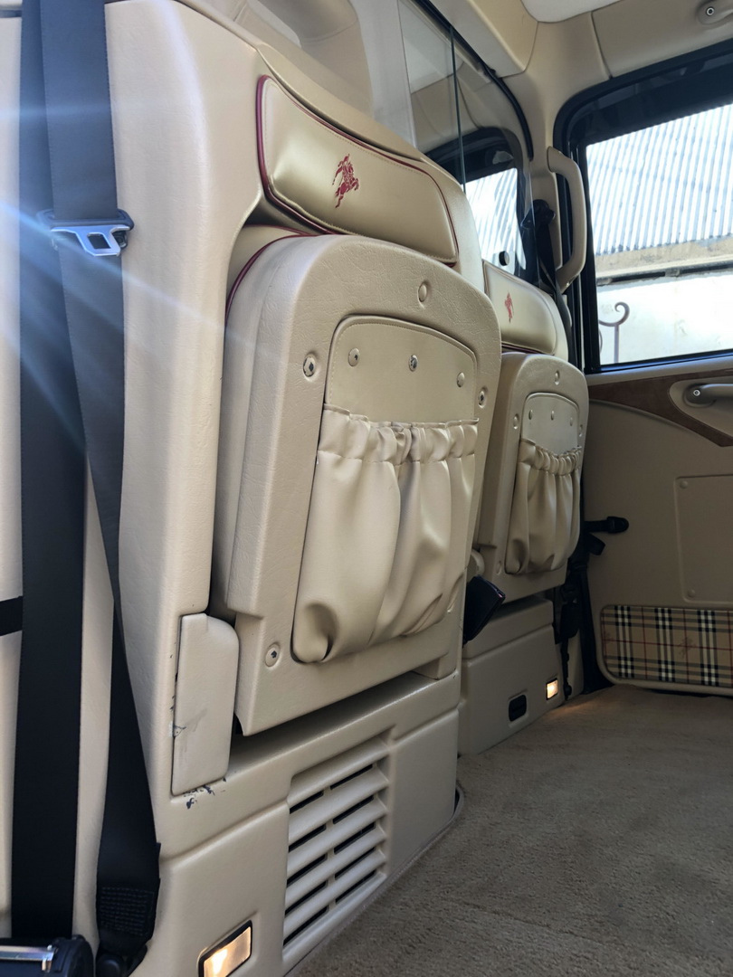 2002 london taxi burberry edition neiman marcus 52 Did You Know Neiman Marcus Offered A London Taxi Burberry Edition In The States?