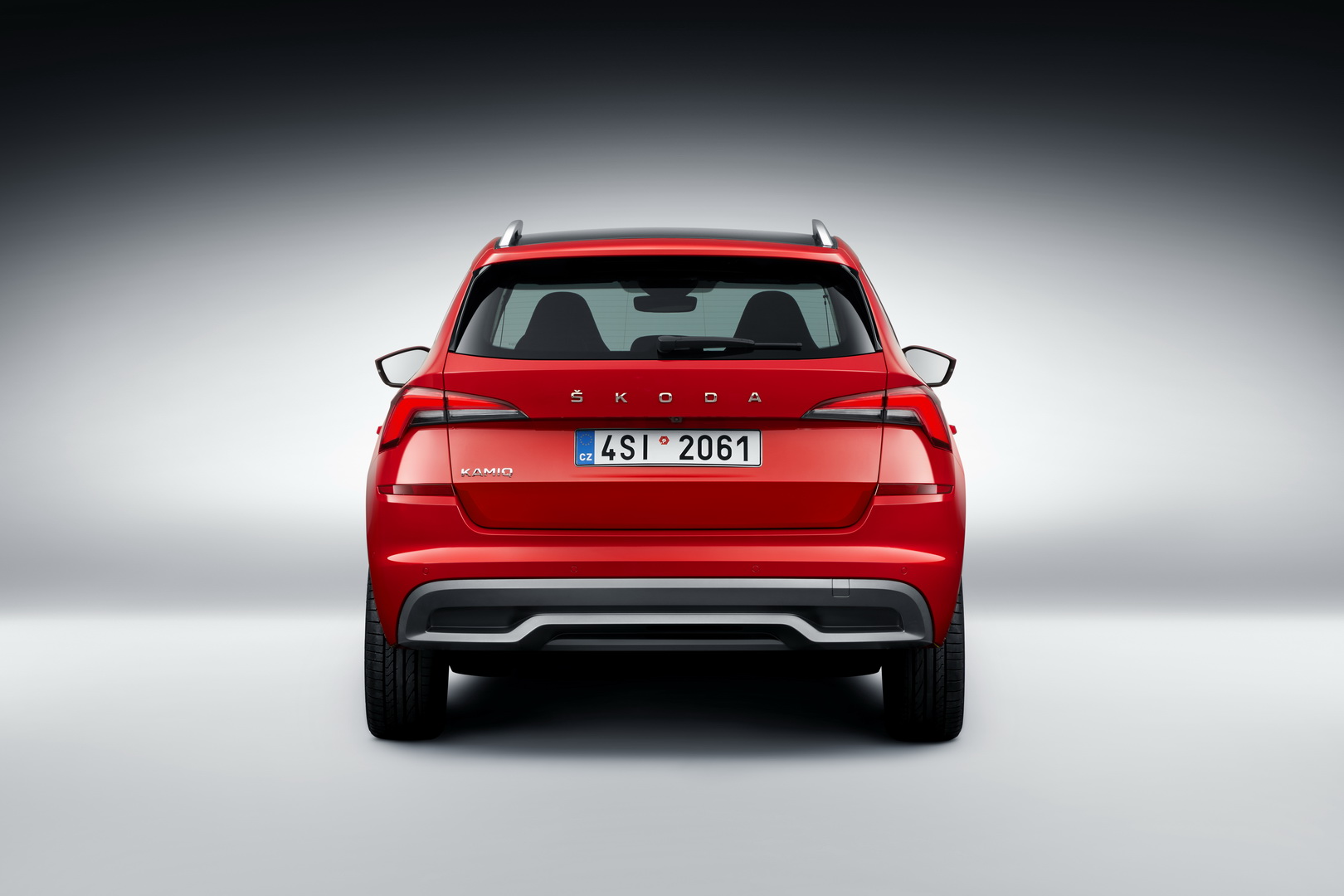 skoda kamiq 6 Skoda Kamiq Is One Boldly Styled Subcompact Crossover